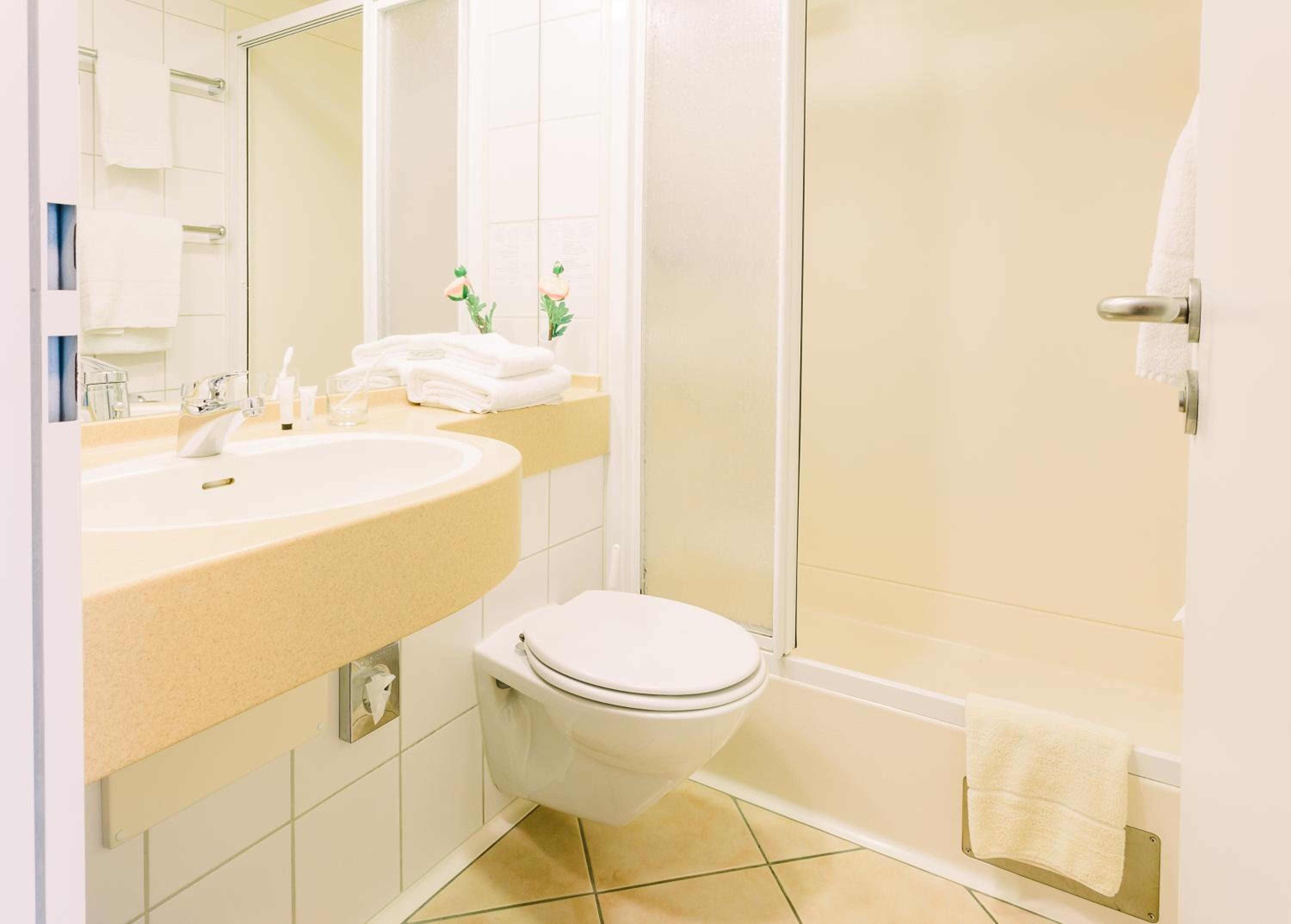 Munich Vacations - Hotel Villa Solln - Property Image 80