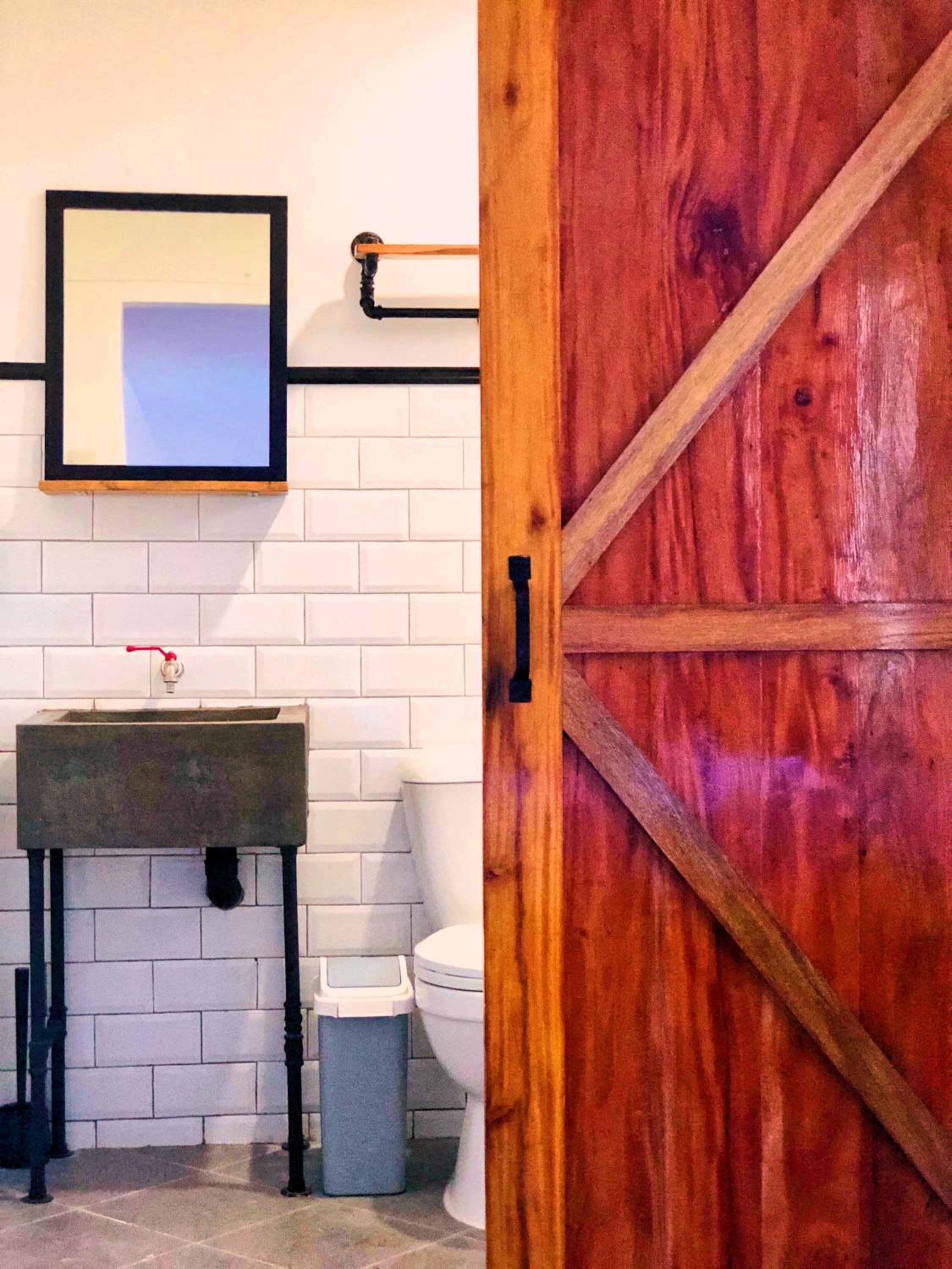 Pig Dive Hostel Moalboal
