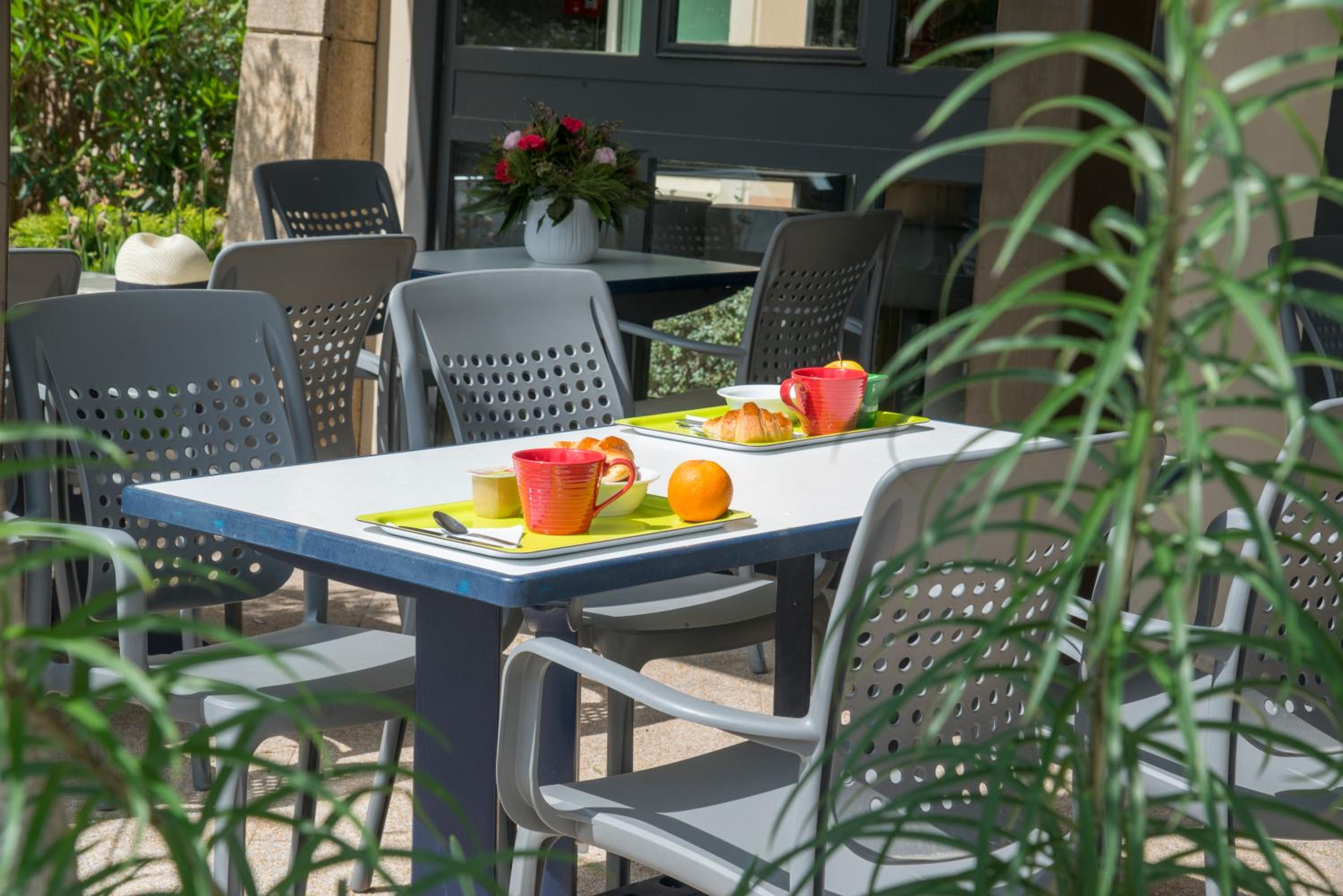 outdoor BBQ area