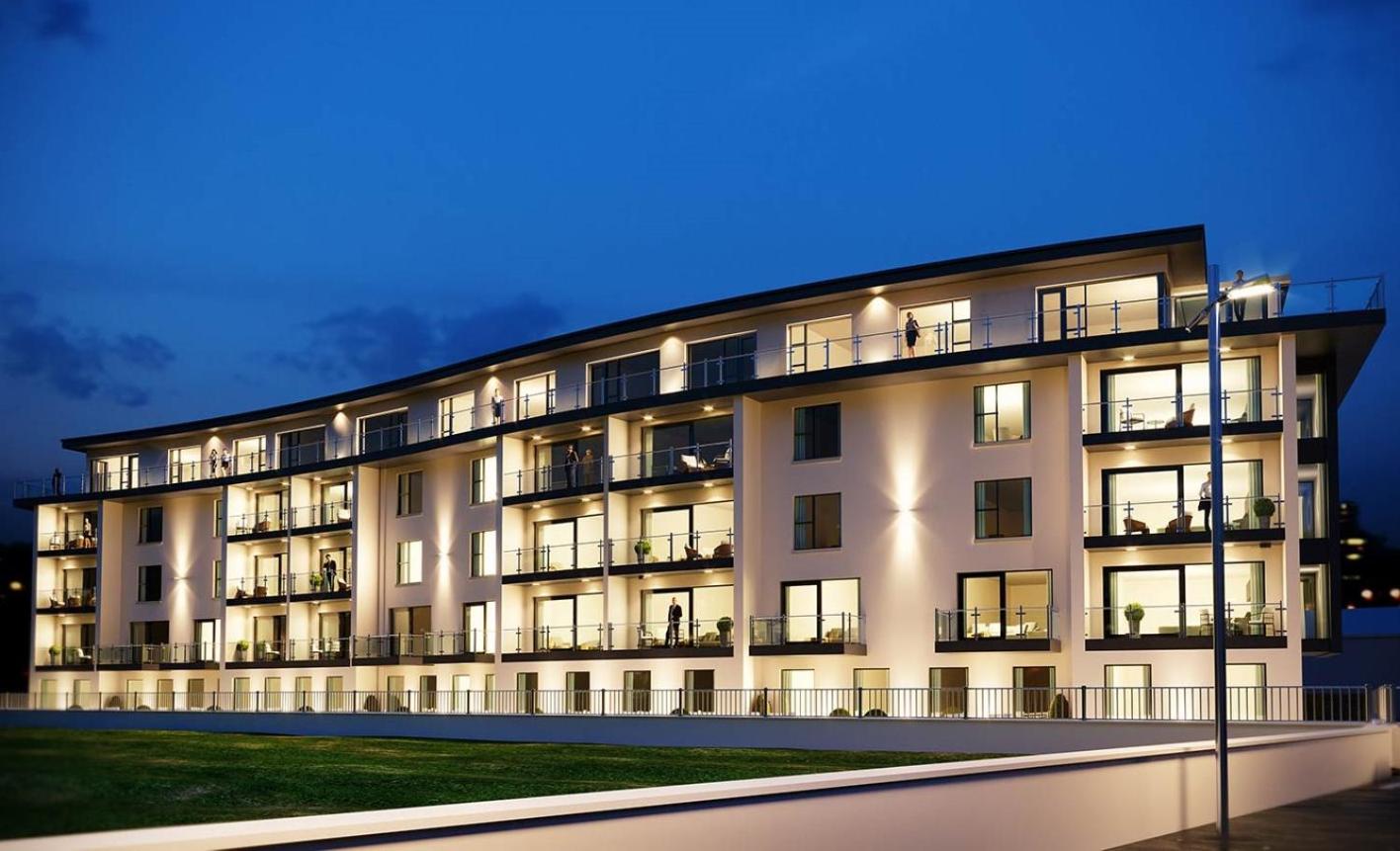Portrush luxury apartment, Currangate