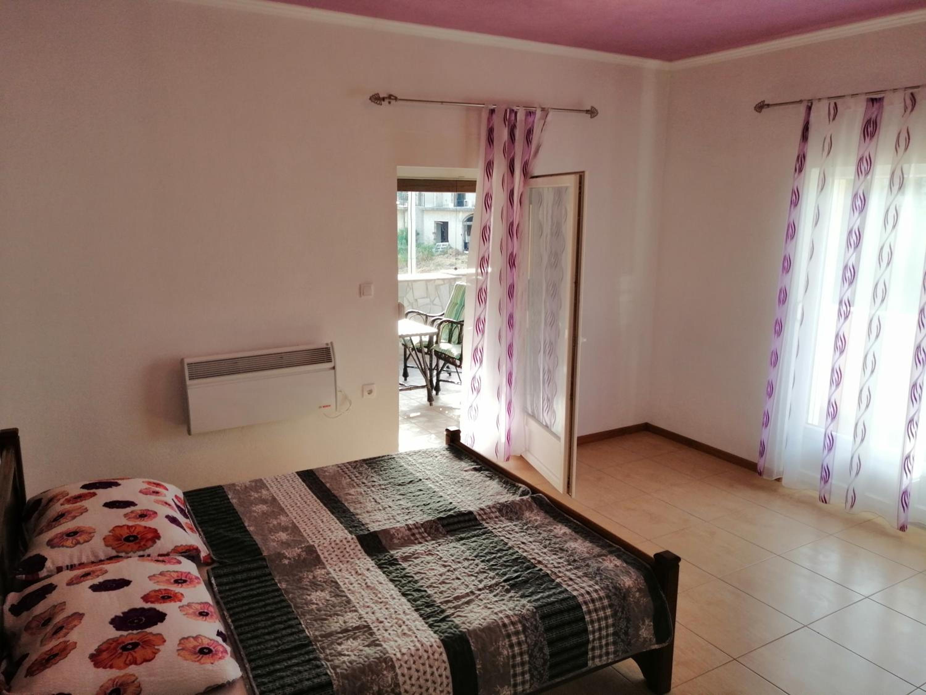 Apartments Ema
