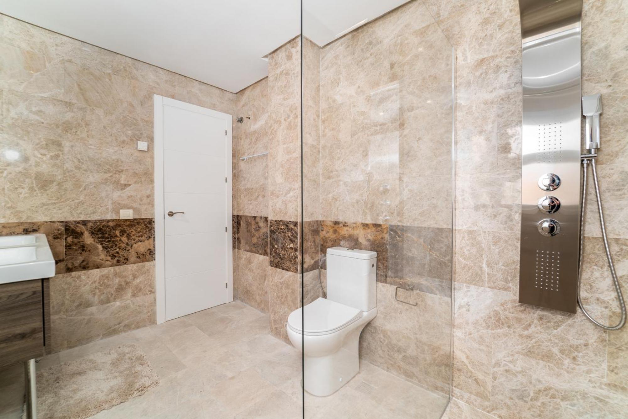 Stunning 3 Bed Townhouse with amazing views near Sotogrande port view 3