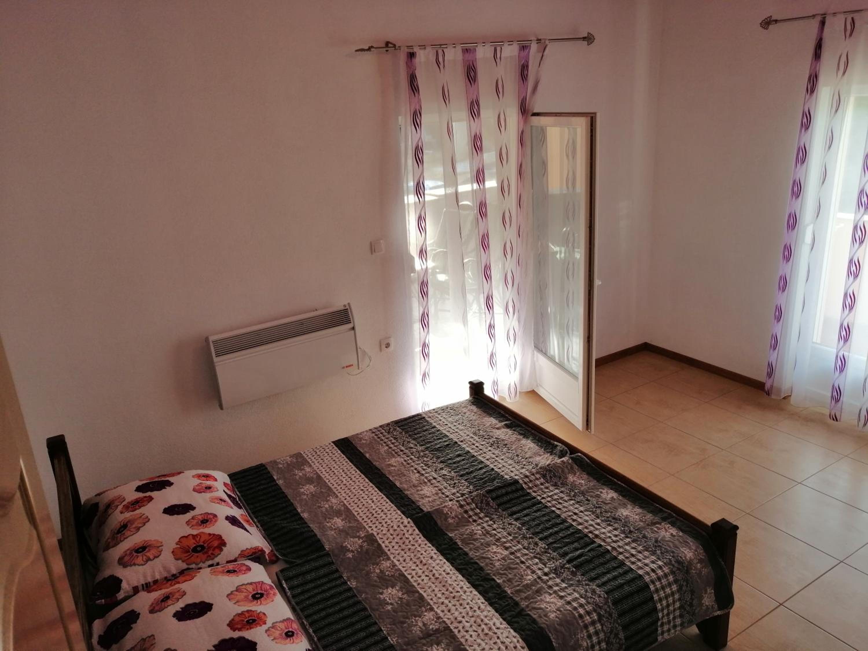 Apartments Ema