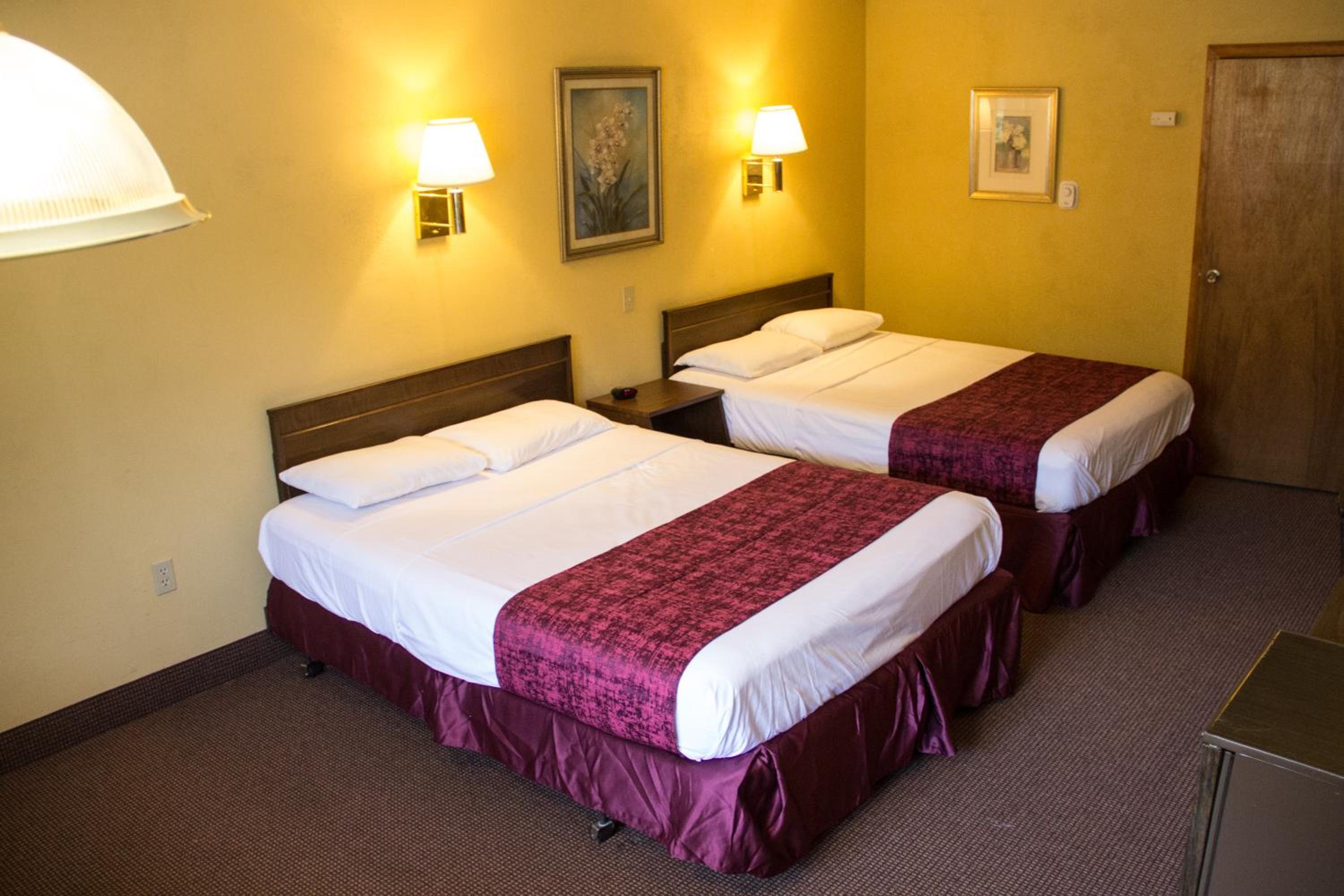 Fran Cove Motel