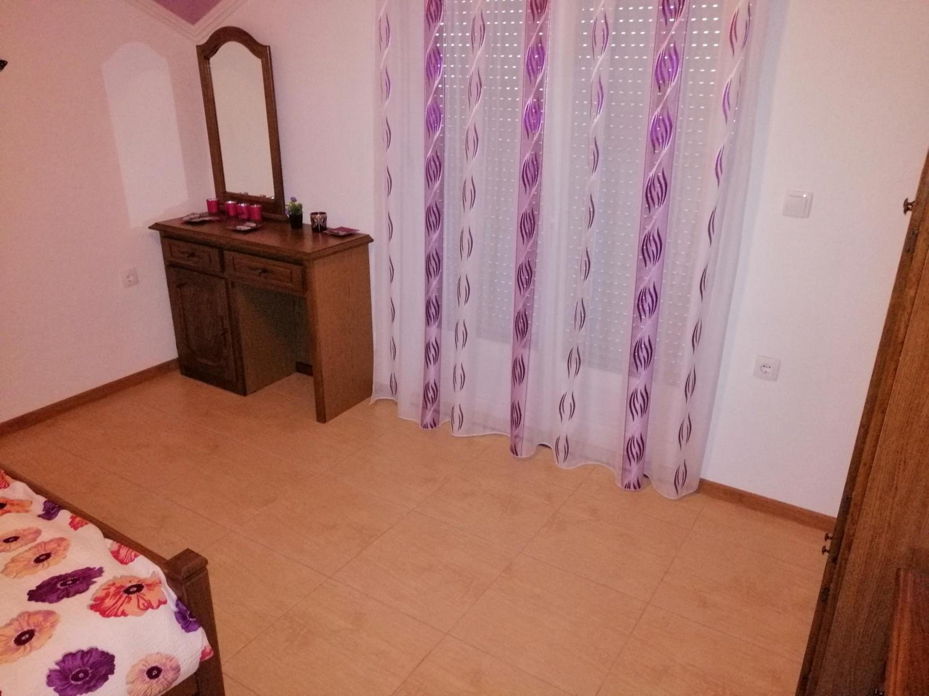Apartments Ema