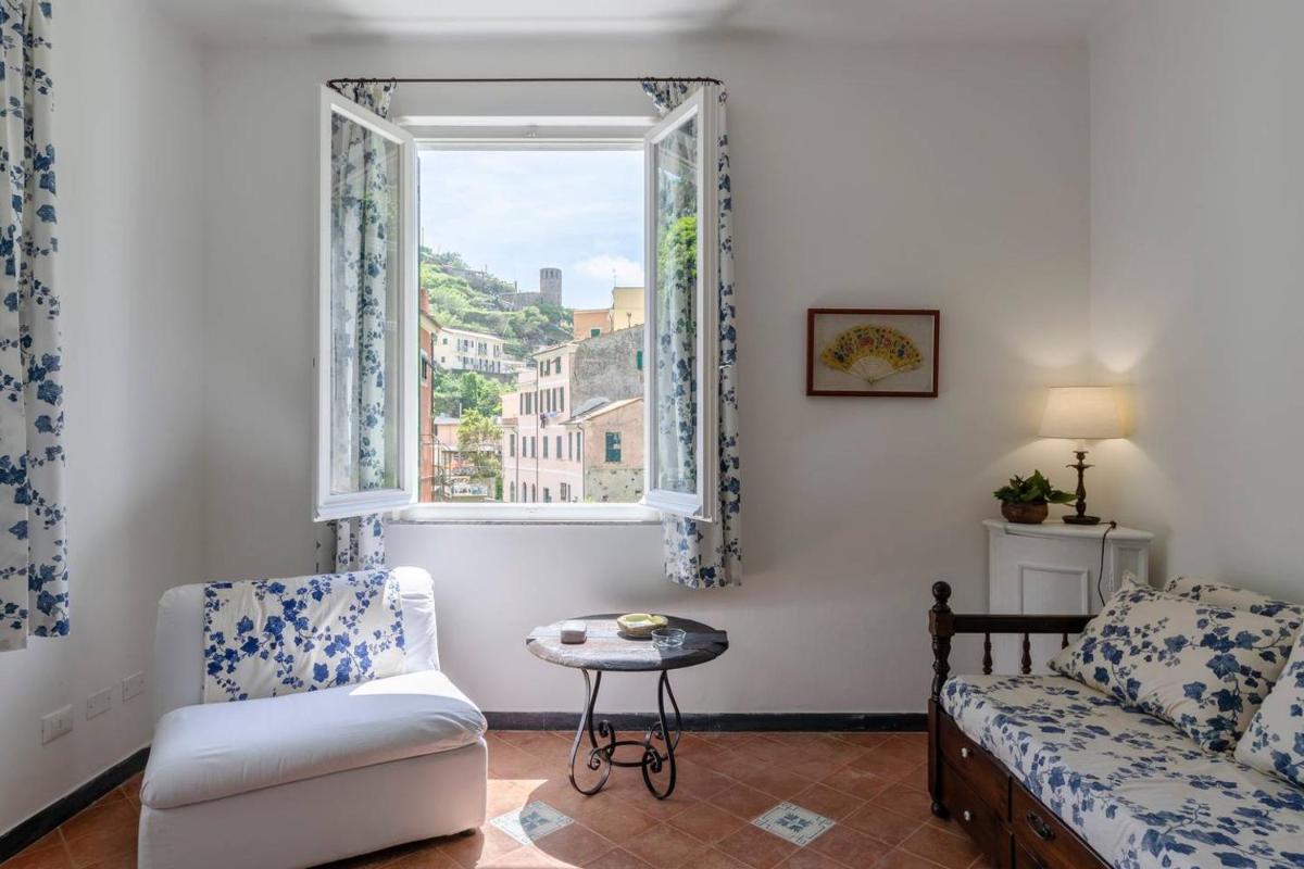 ALTIDO Light Flat with Great View, Cinque Terre view 2