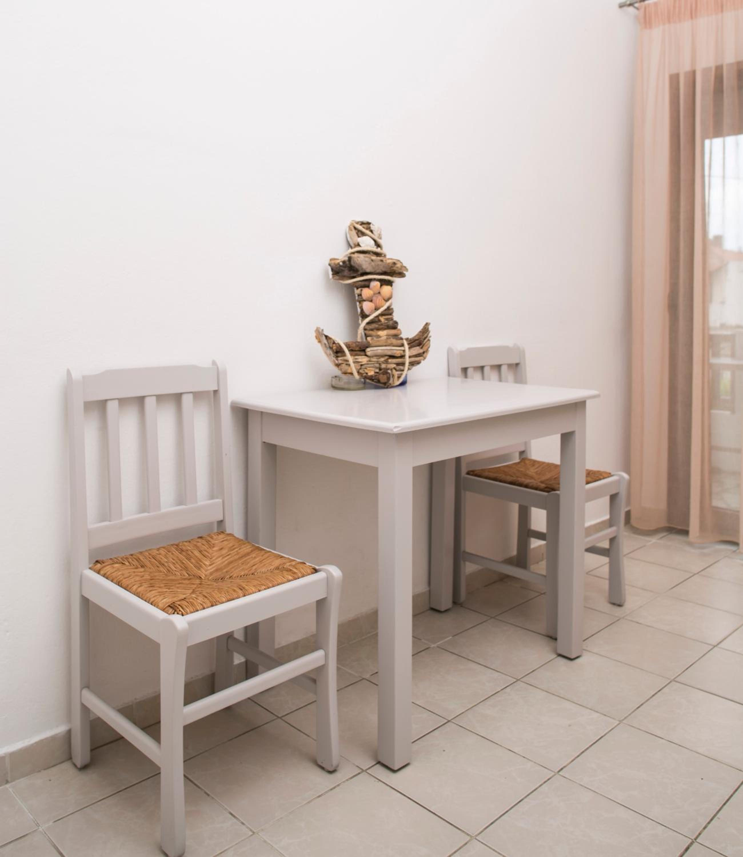 Yannis Apartments