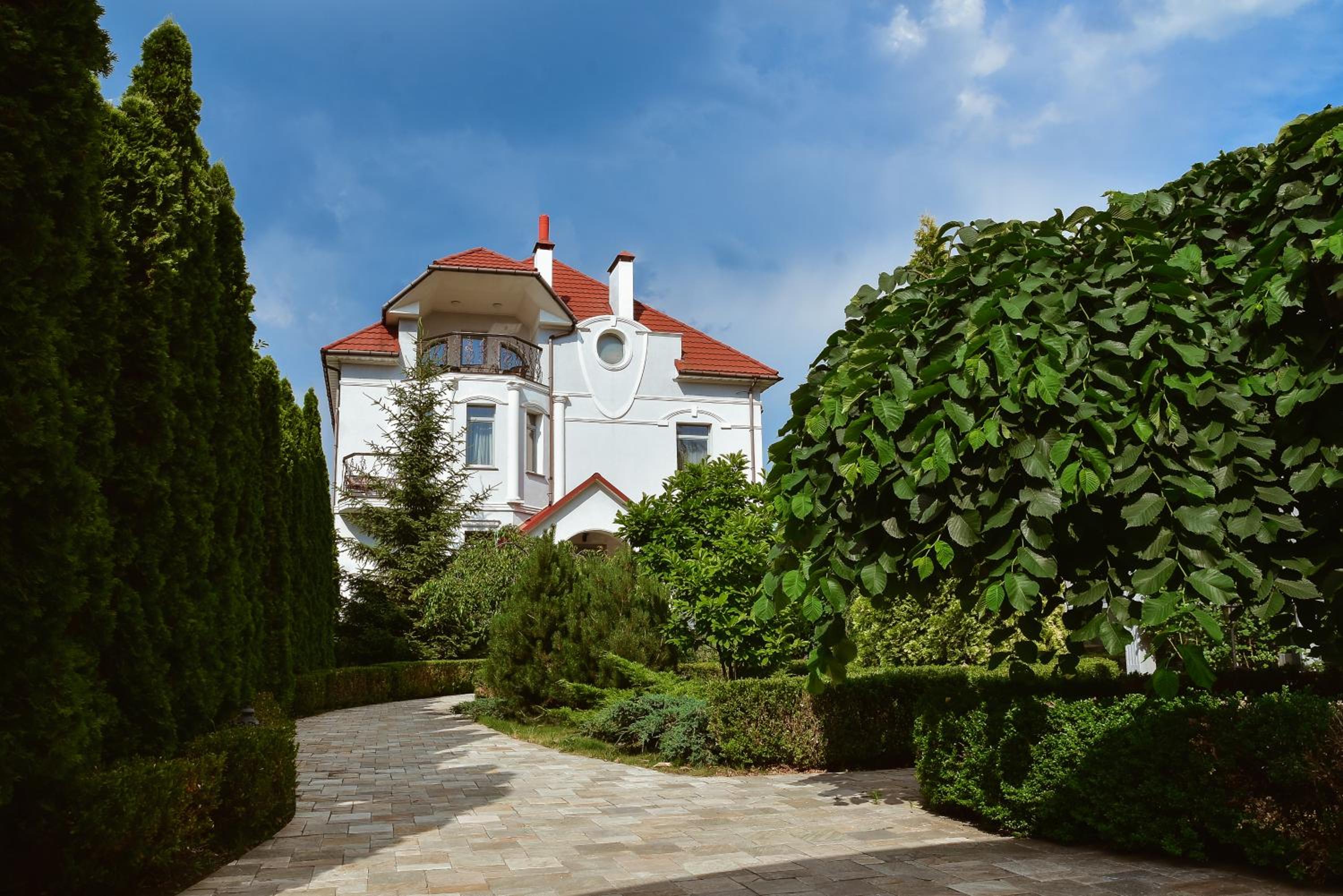 Bortnichi House