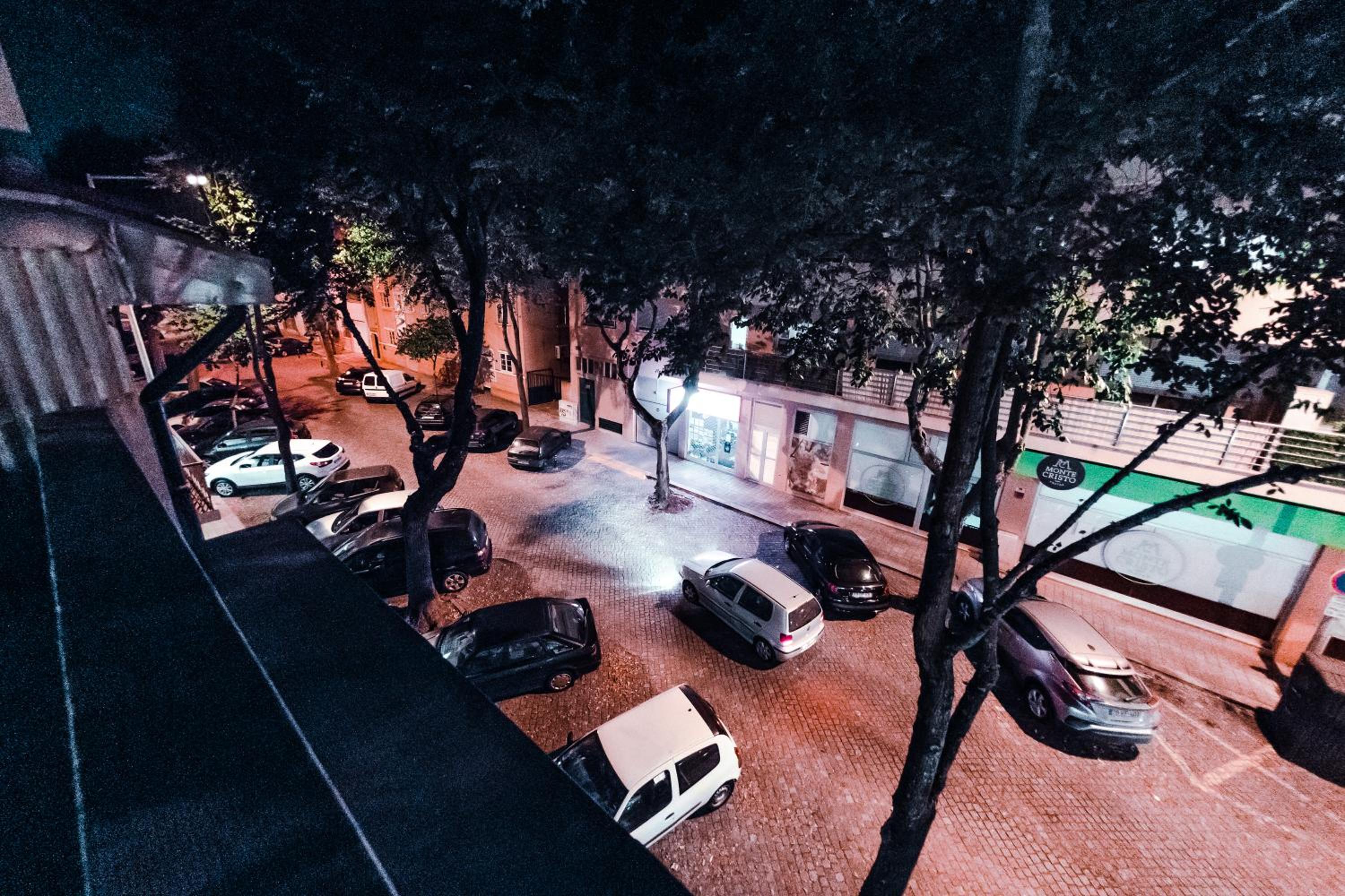 Photo 100