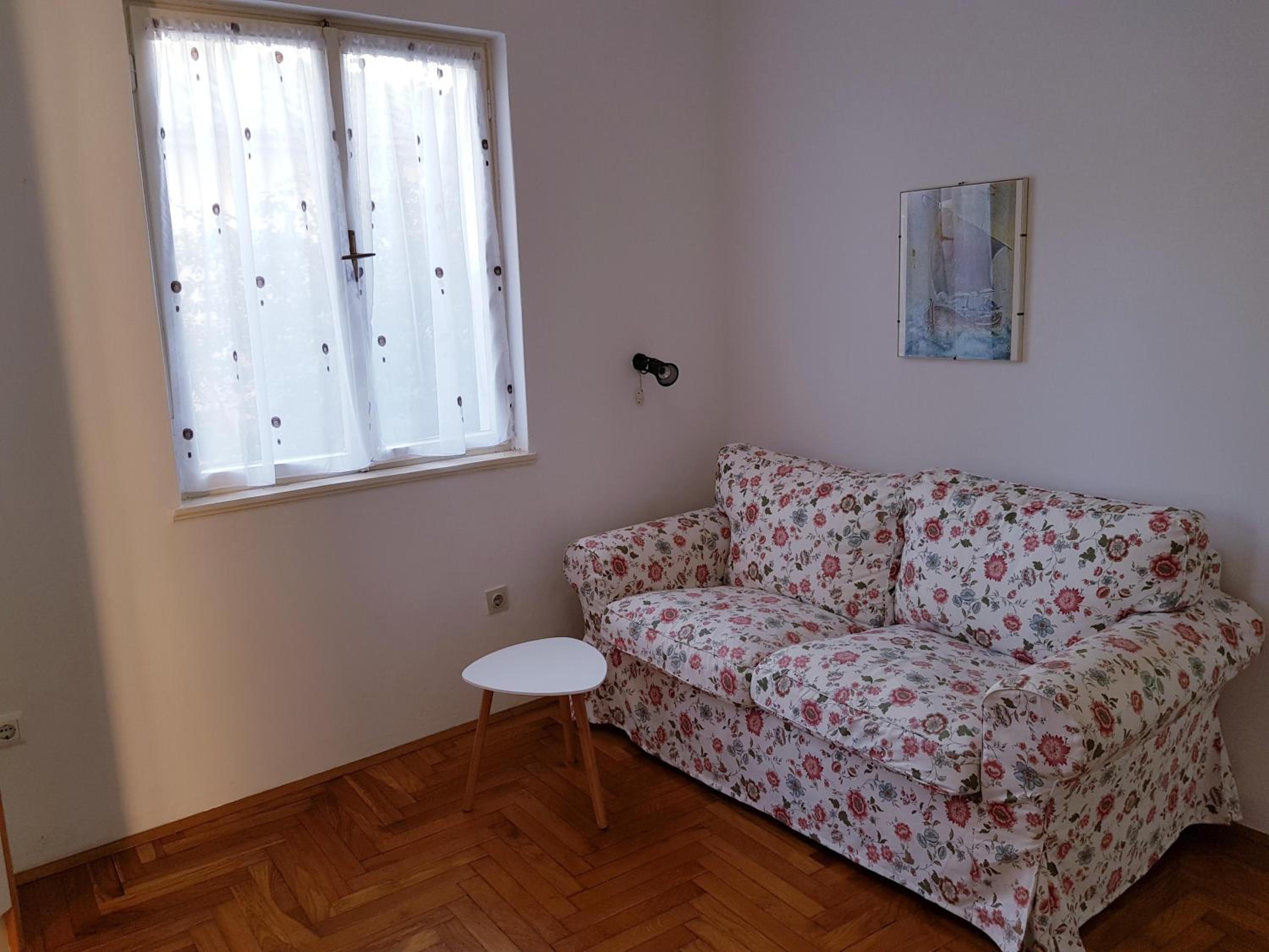 Mare Beachfront Cozy Sea View Apartment view 2