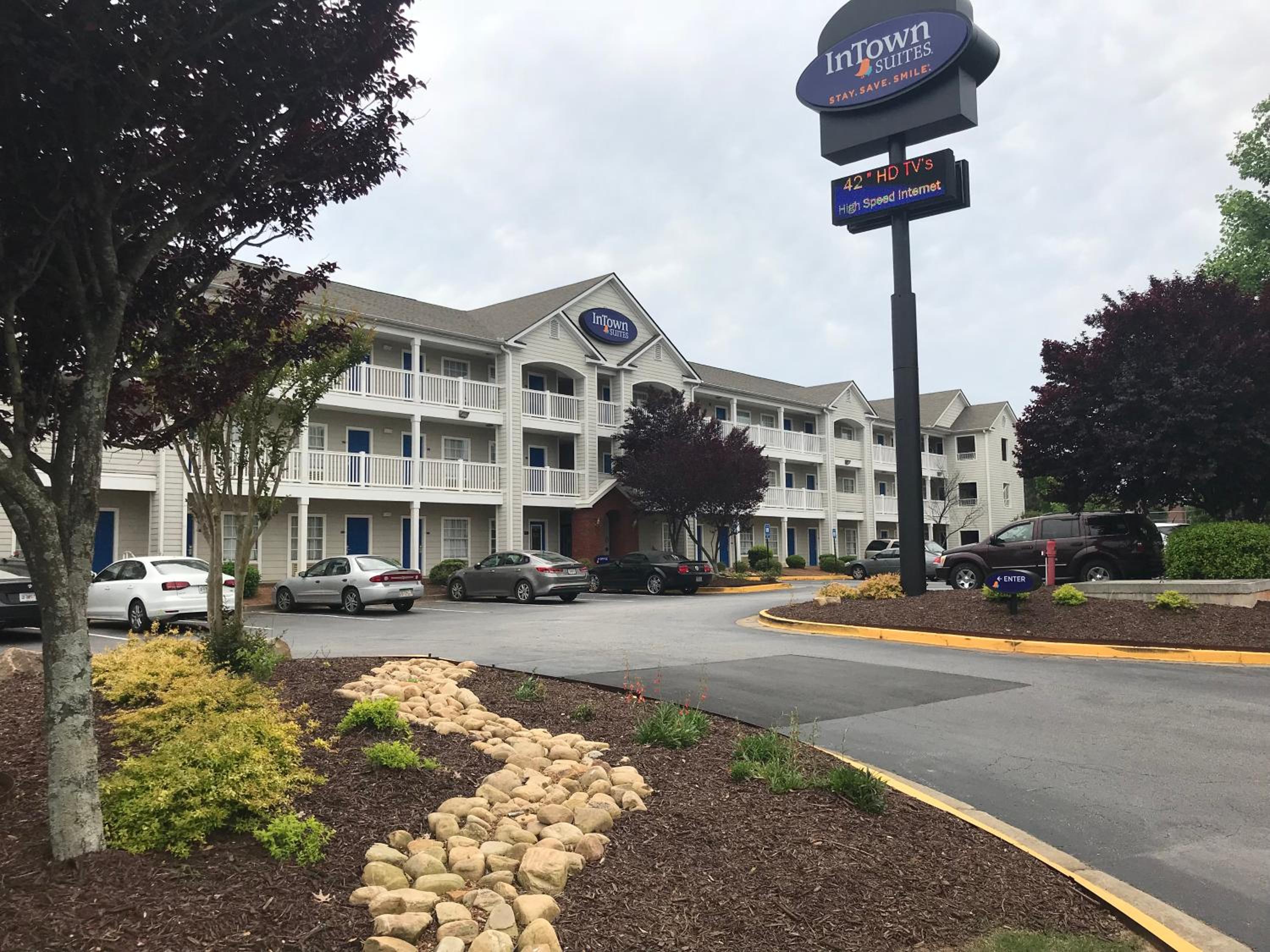 InTown Suites Extended Stay Atlanta GA - Lithia Springs view 2