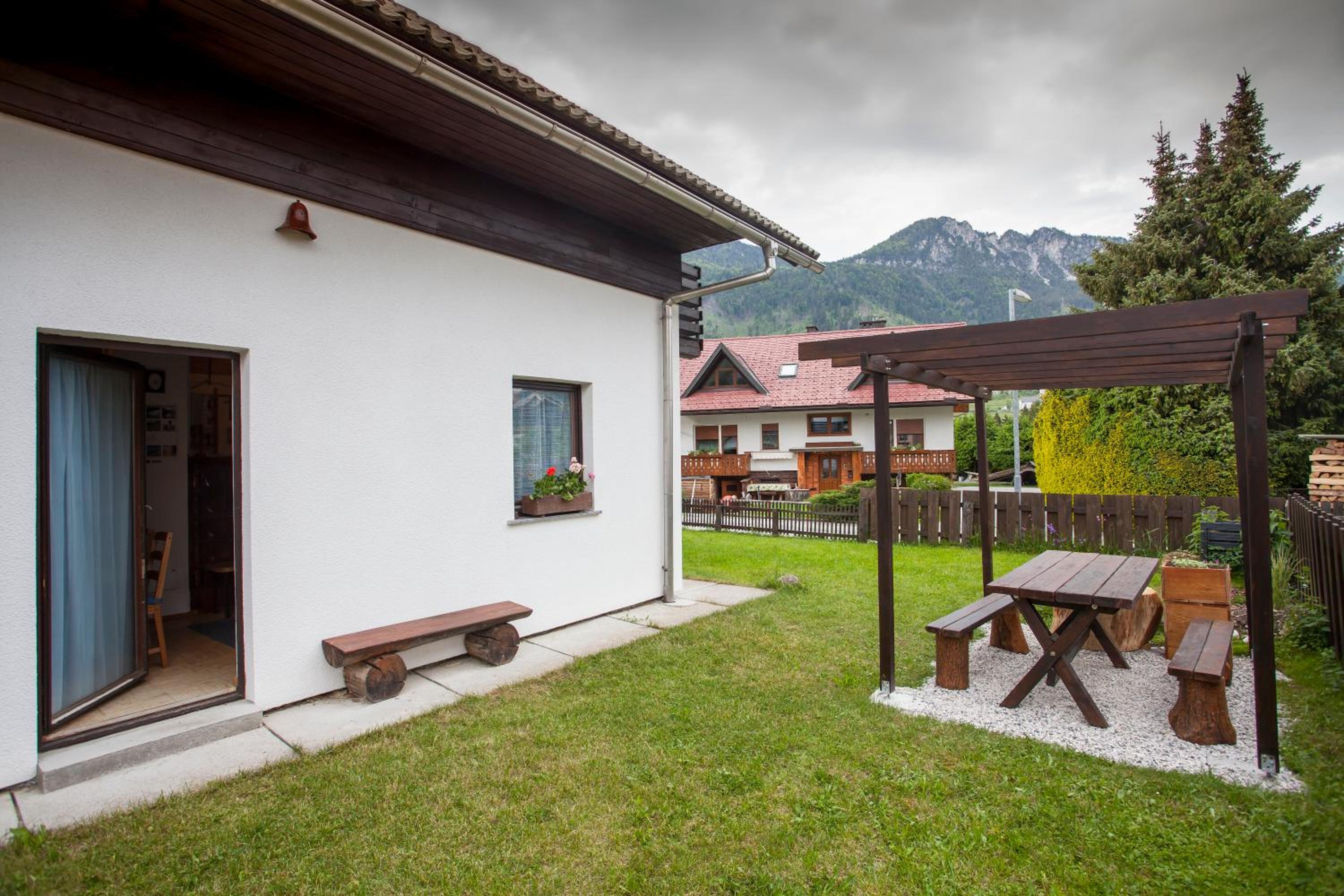 Holiday House Veliki breg view 2