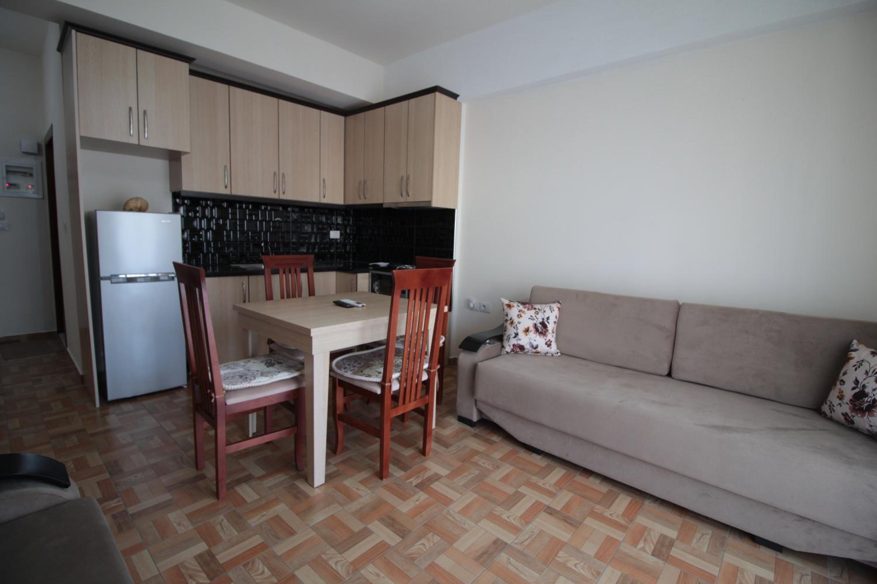 Doka Center Apartments
