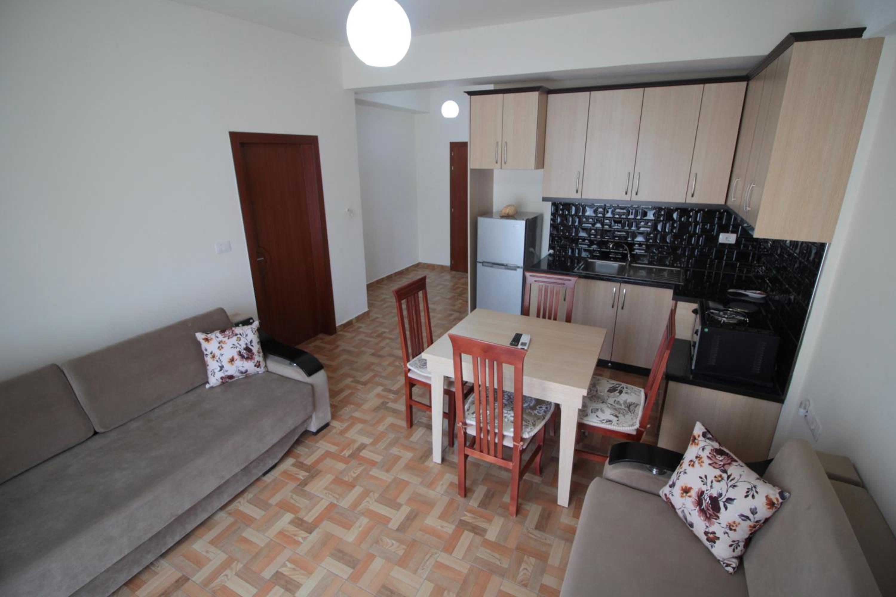 Doka Center Apartments