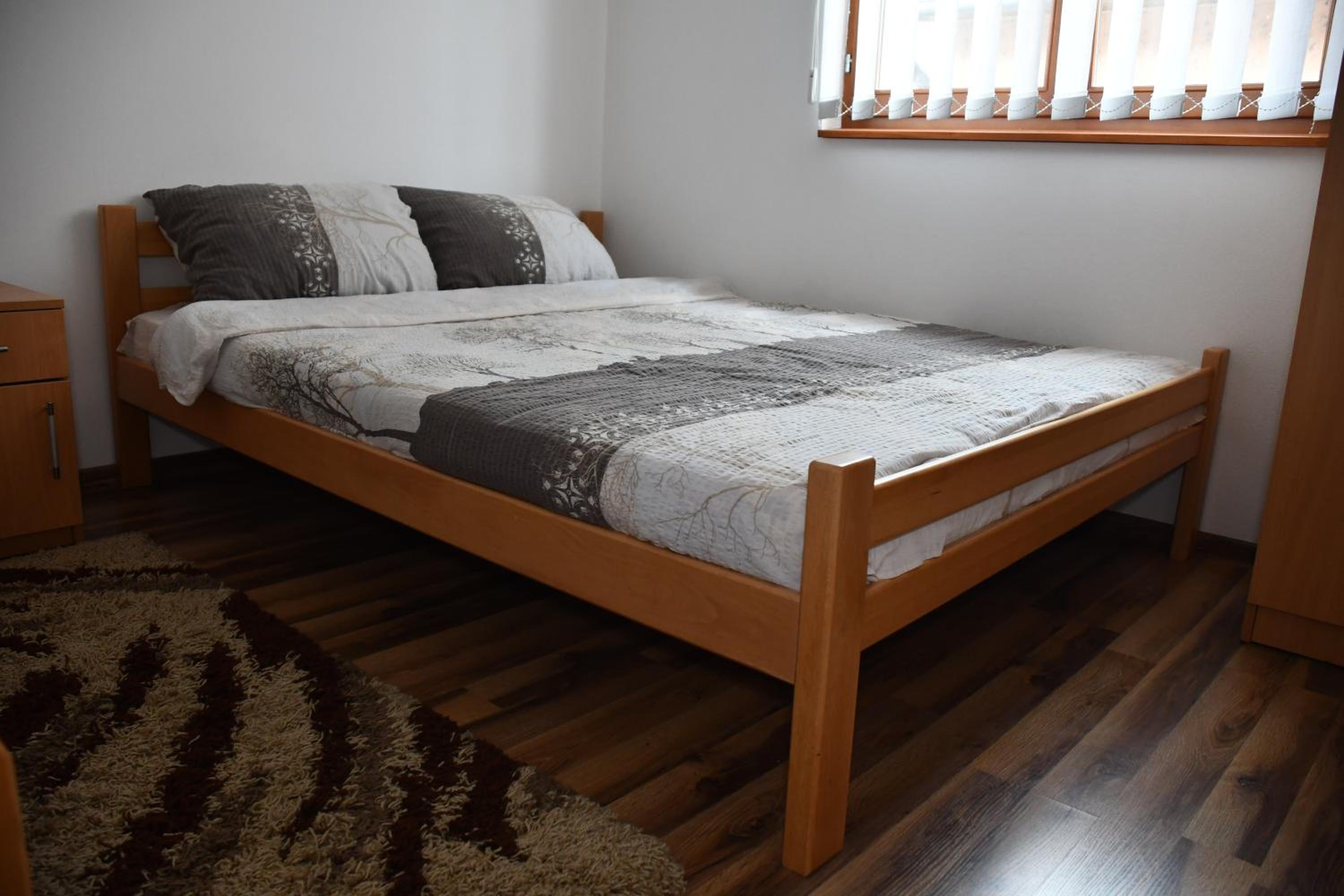 Apartment and rooms Konak