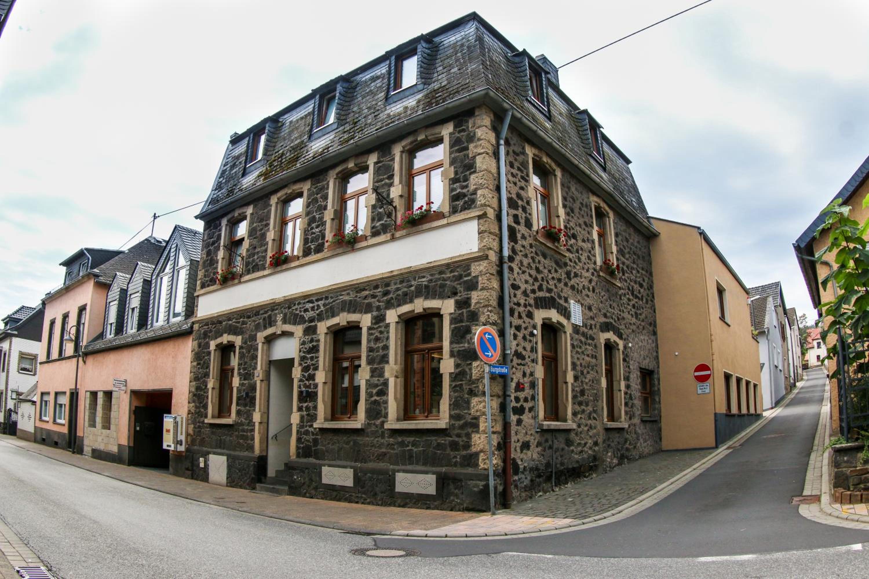 Photo 31