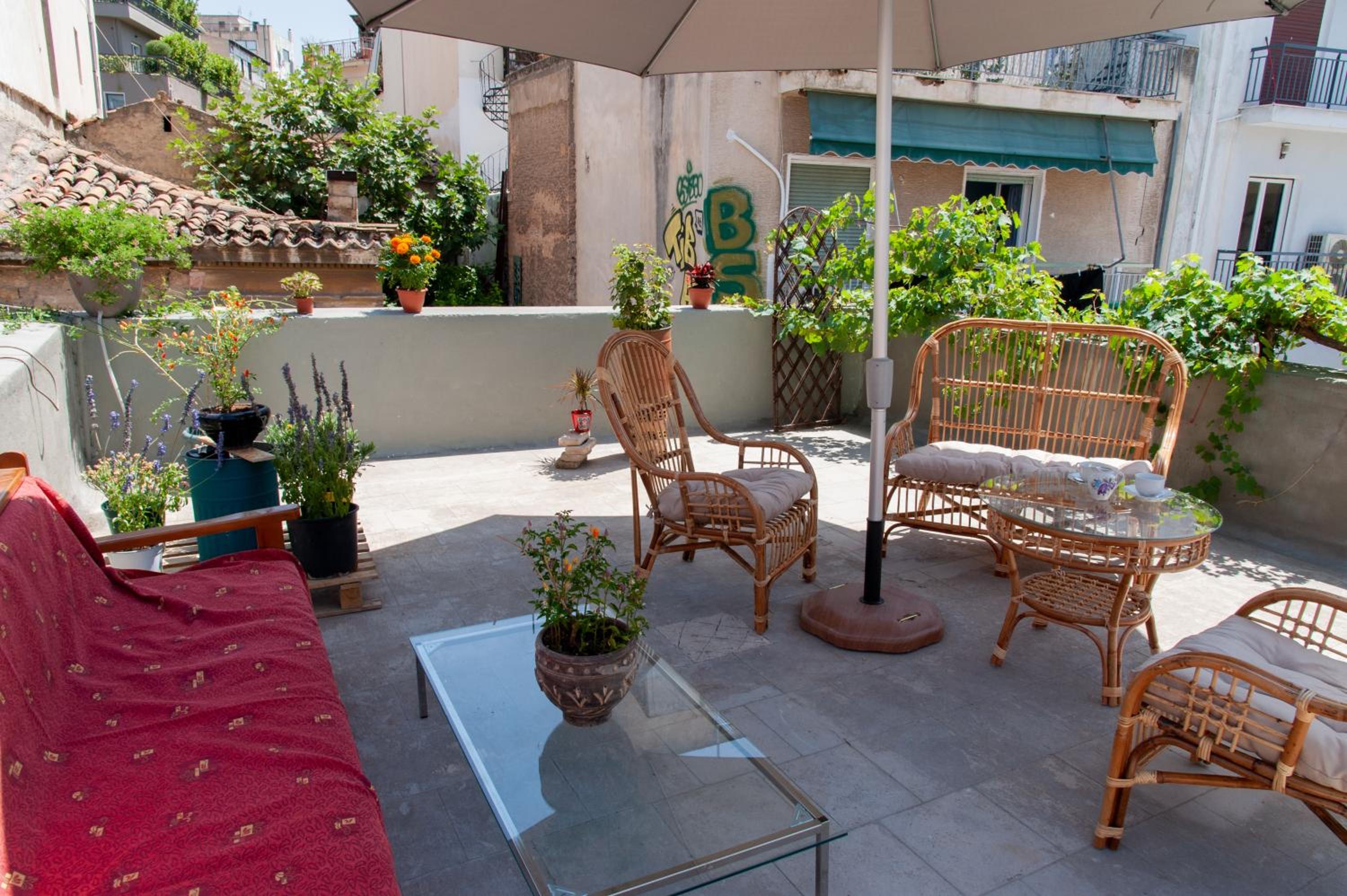 17 flats and Roof Garden