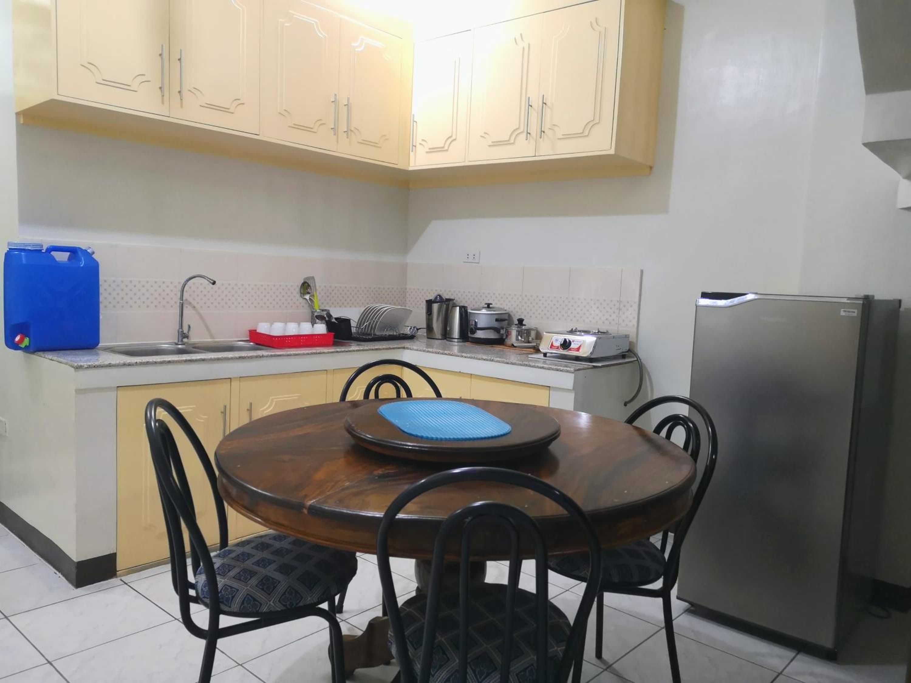 JDL Residences Hostel
