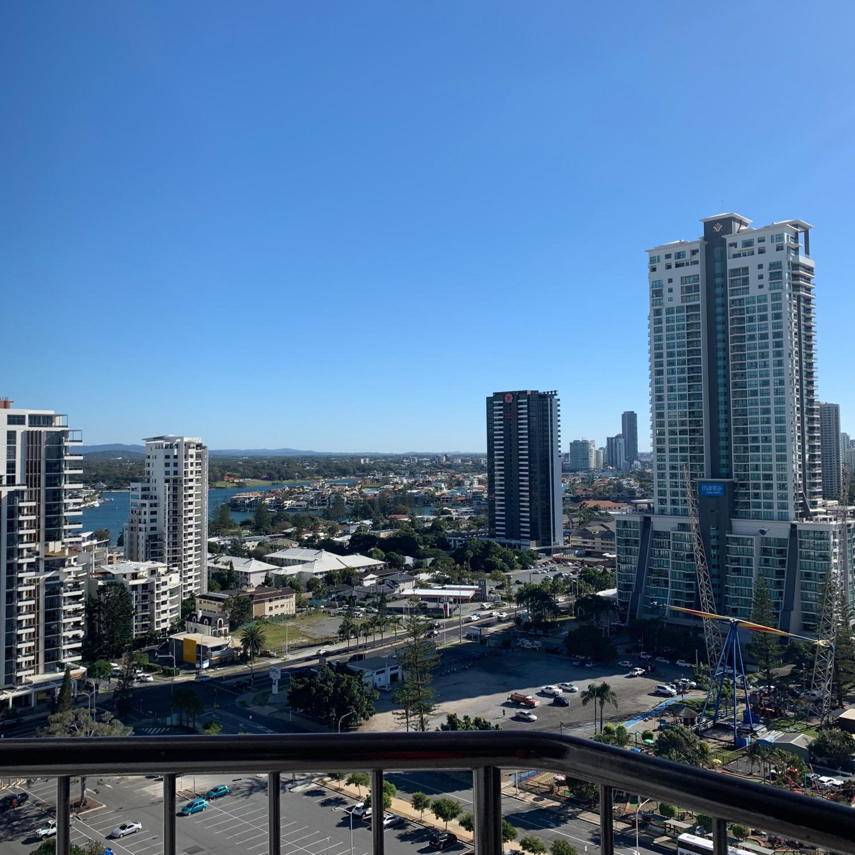 High Floor Ocean View at Surfers Paradise - Hotel Studio