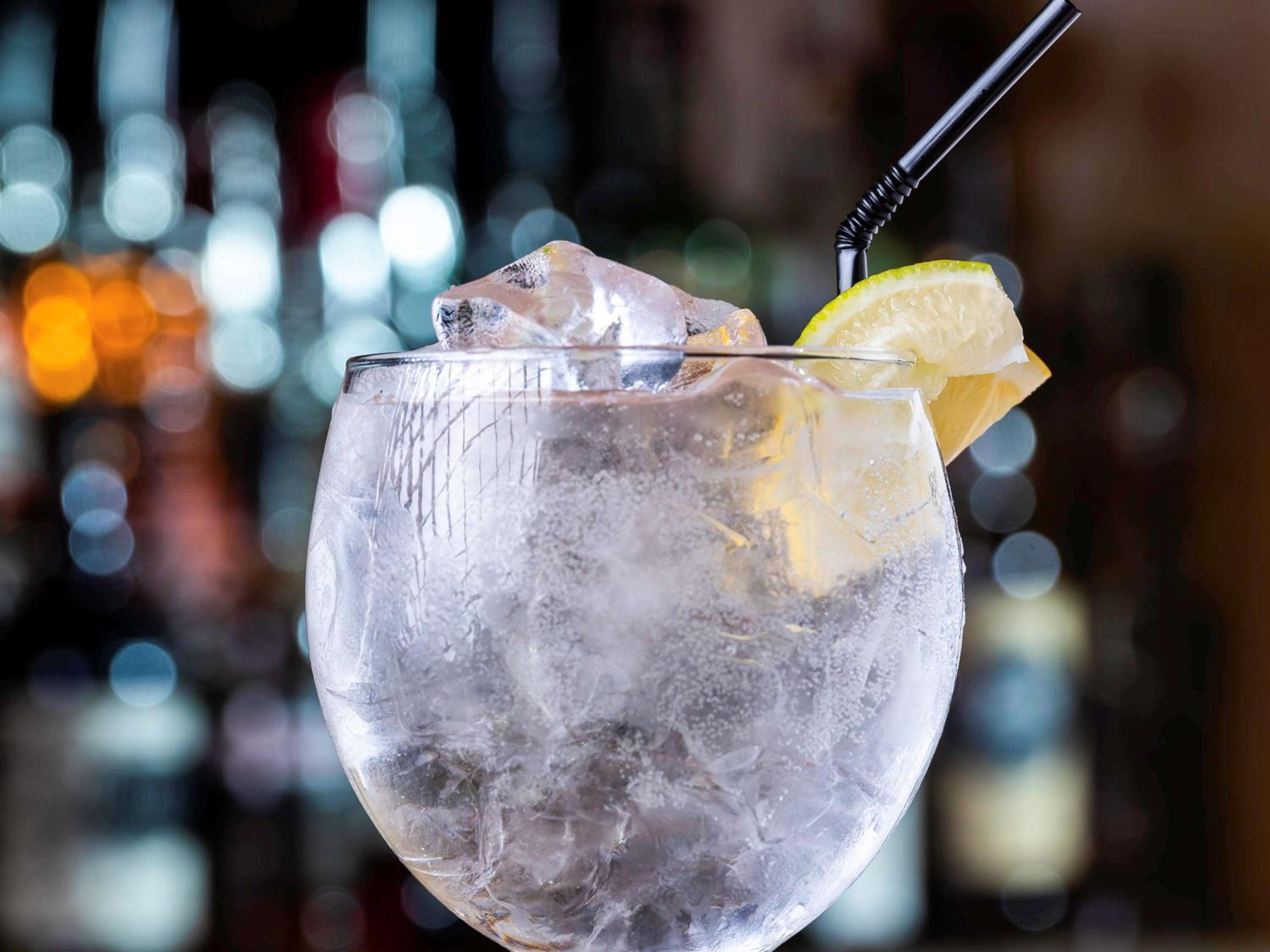 bar