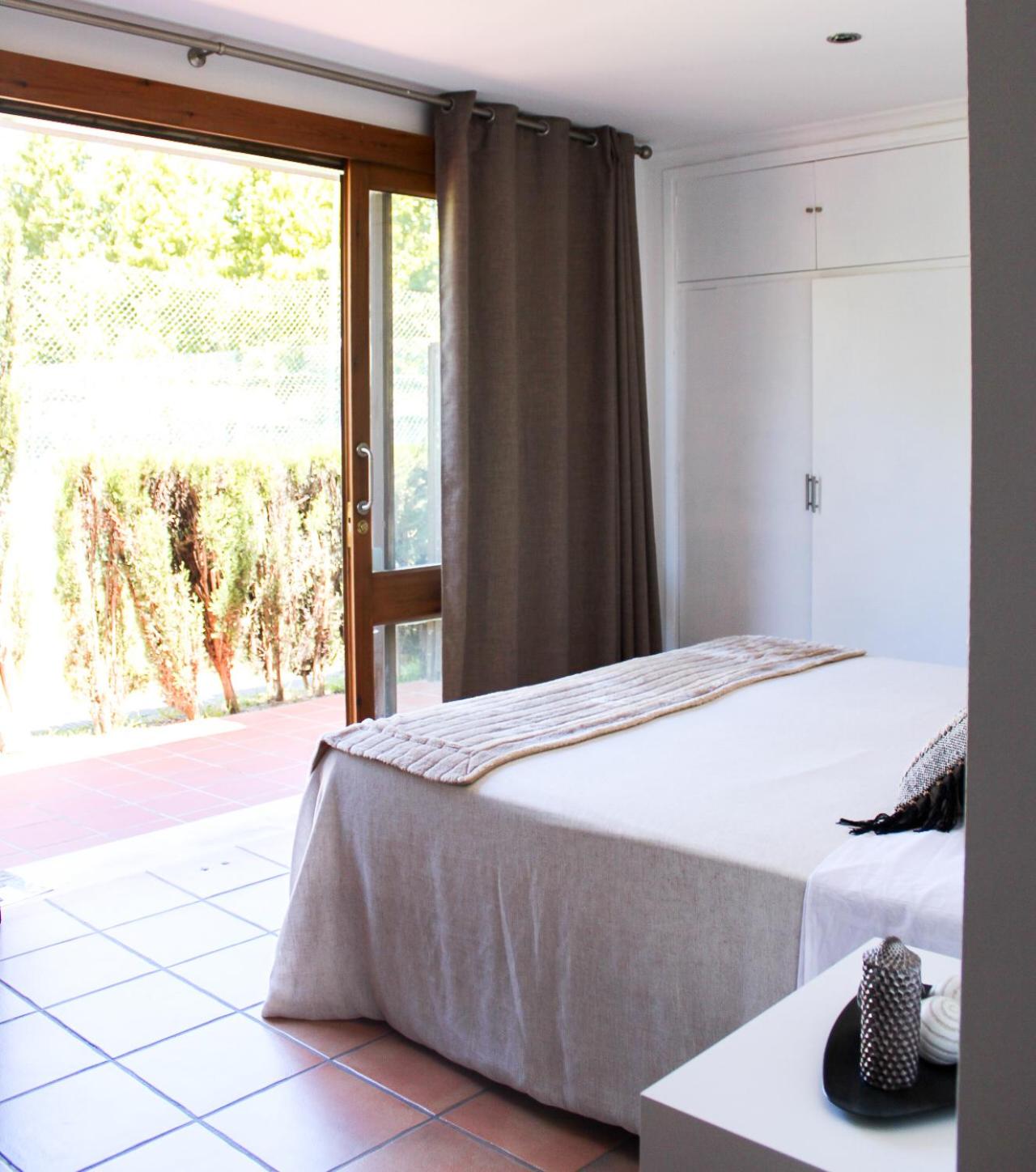 Marbella Vacations - Apartamento en Milla de Oro - Property Image 2