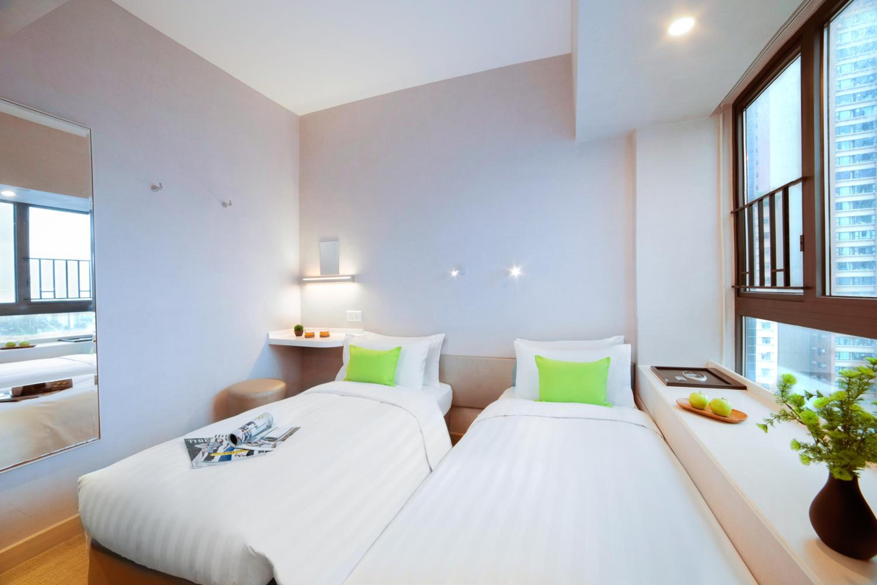 Hotel Ease Mong Kok