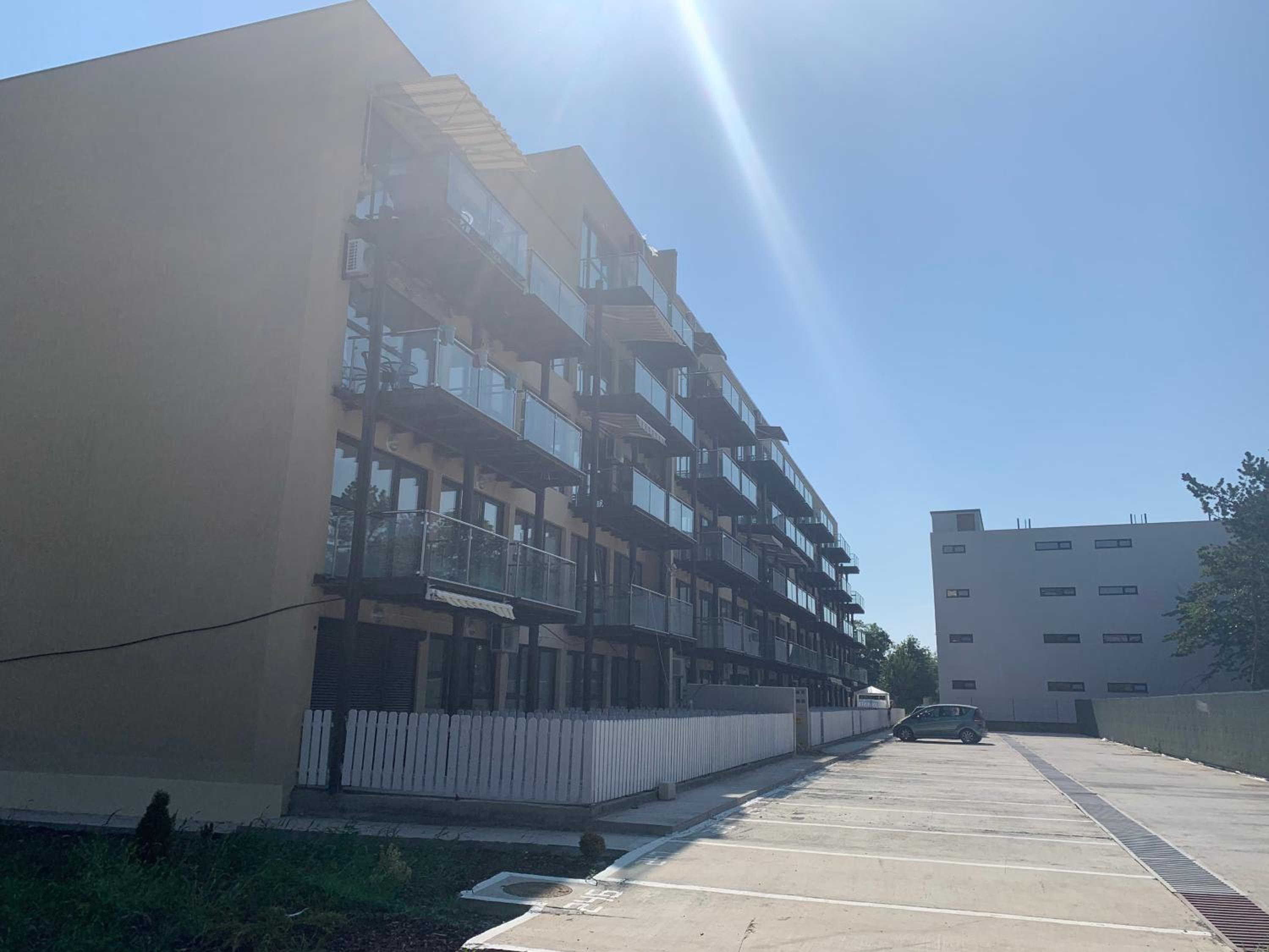 Hotel Studio Gul Mona Saturn - Image 1