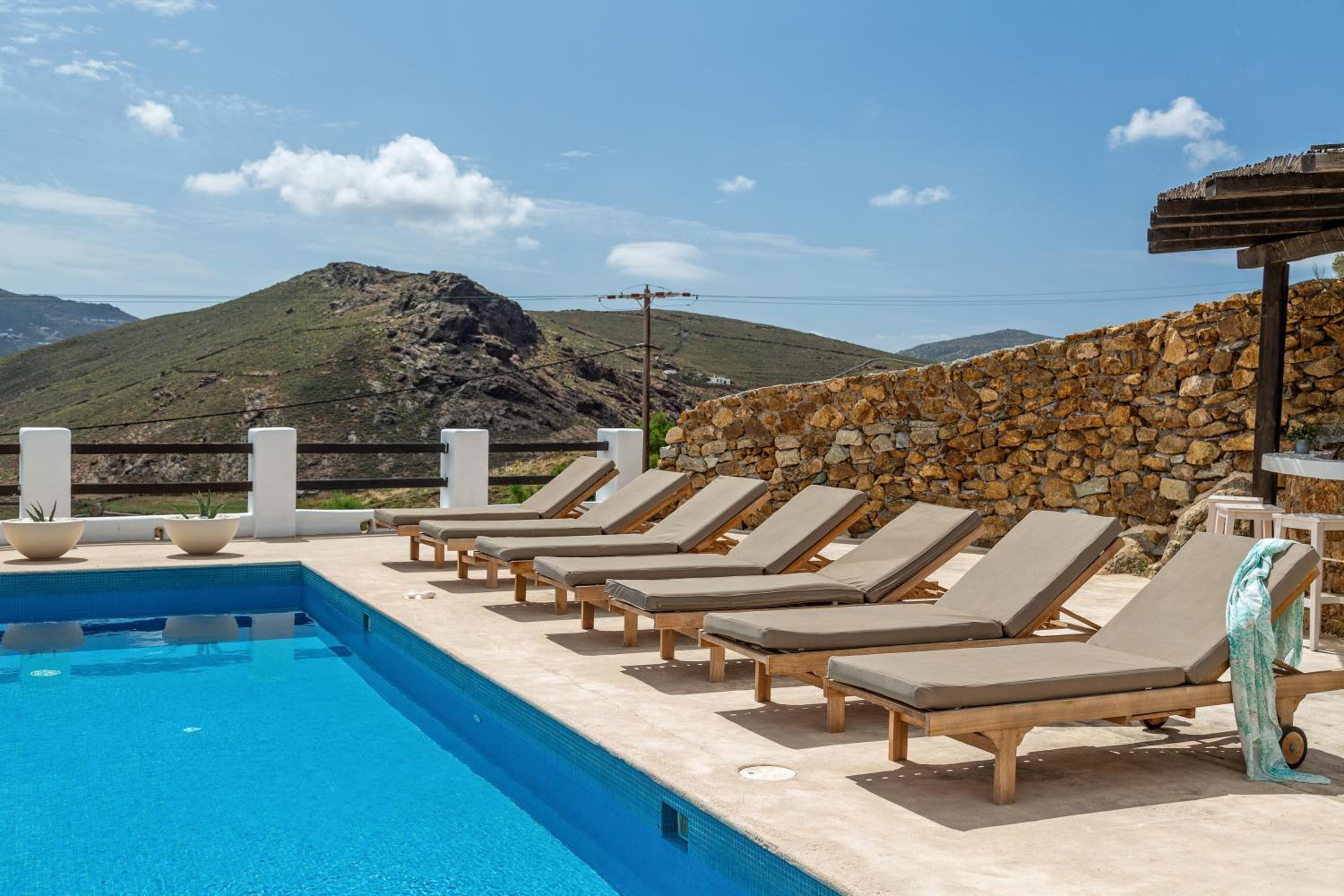 Mykonos Panormos Villas & Suites