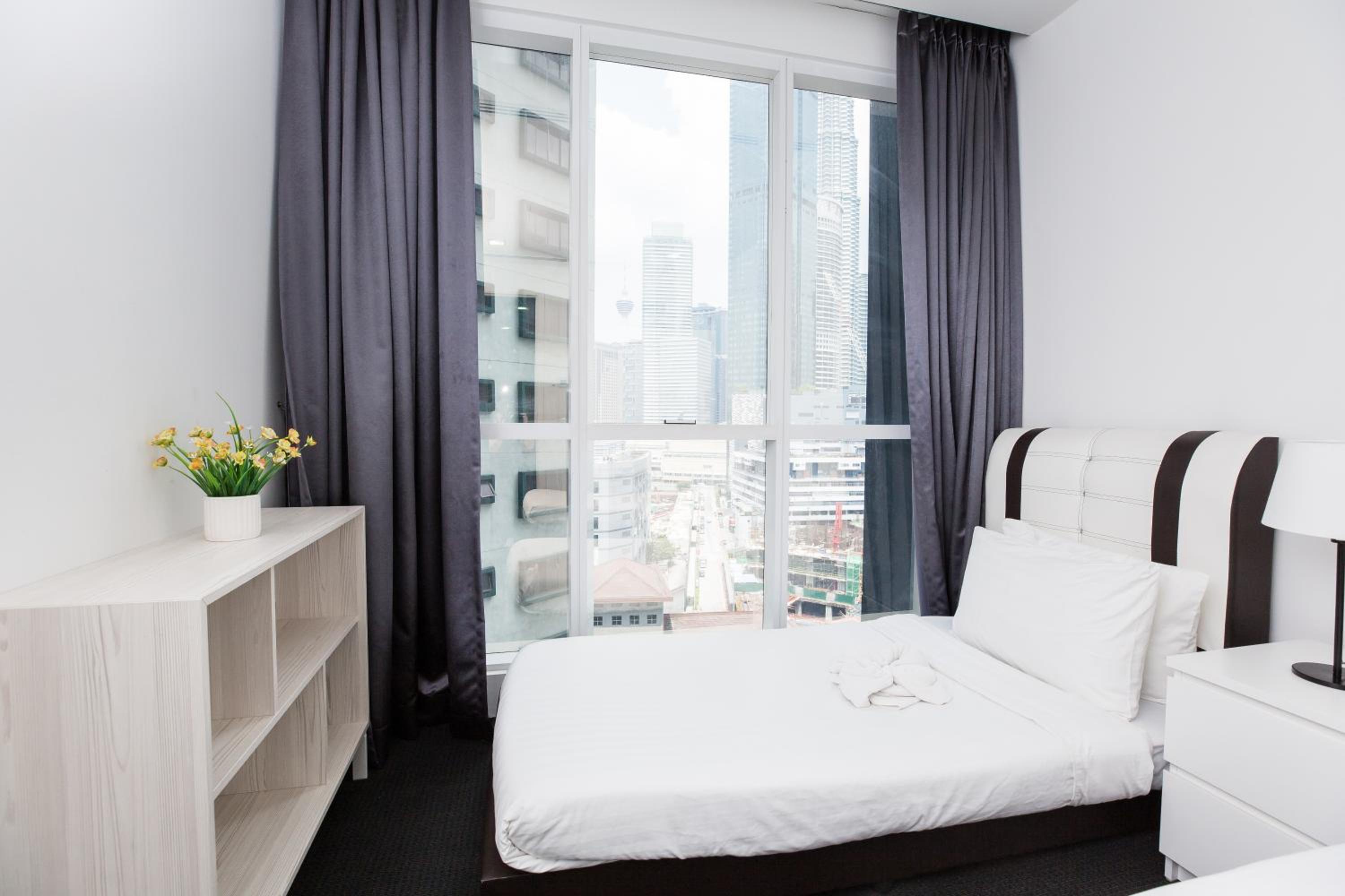 Binjai 8 KLCC by PSM Luxury Suites
