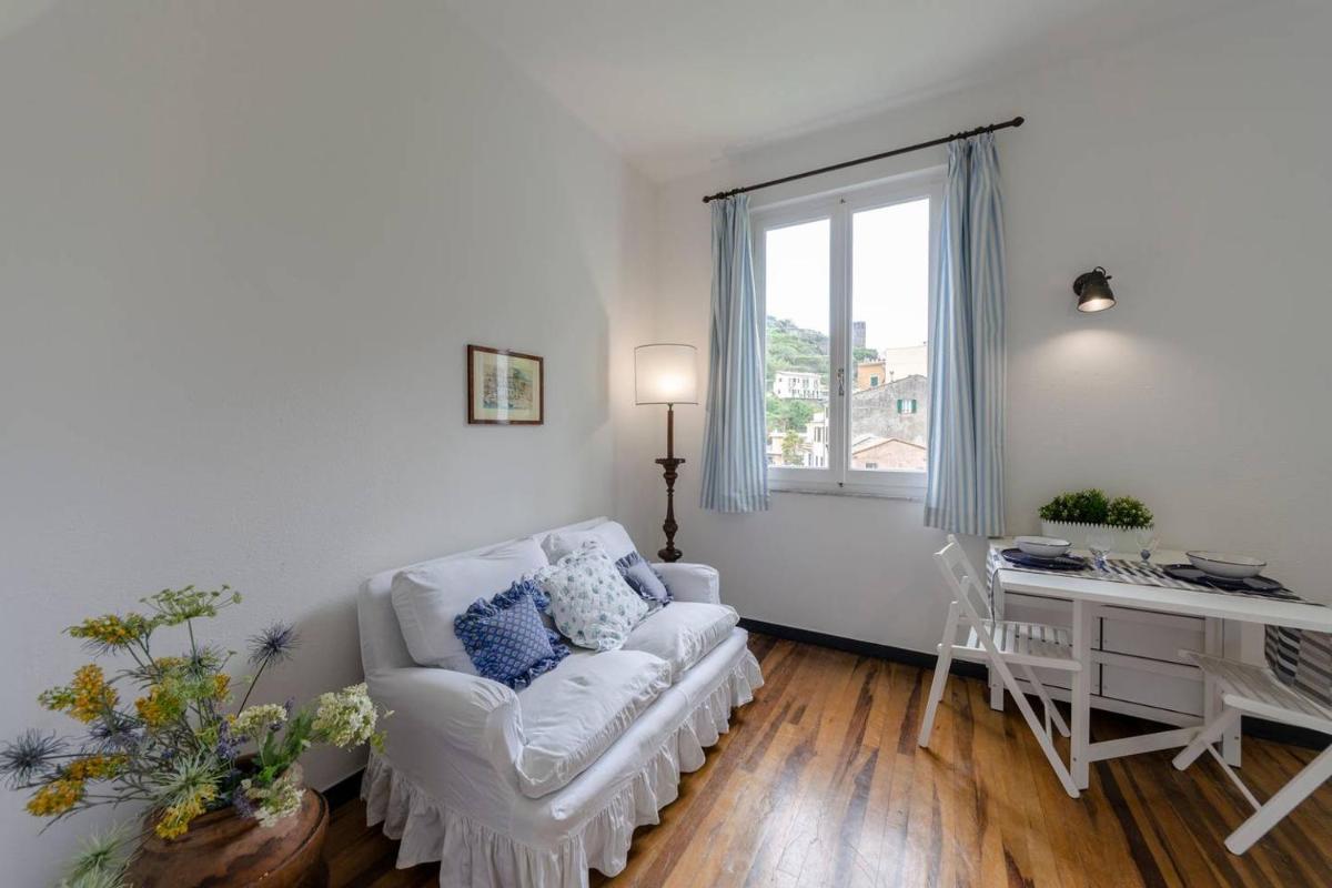 ALTIDO Lovely Apt for 2, with Terrace and Lovely View photo 4