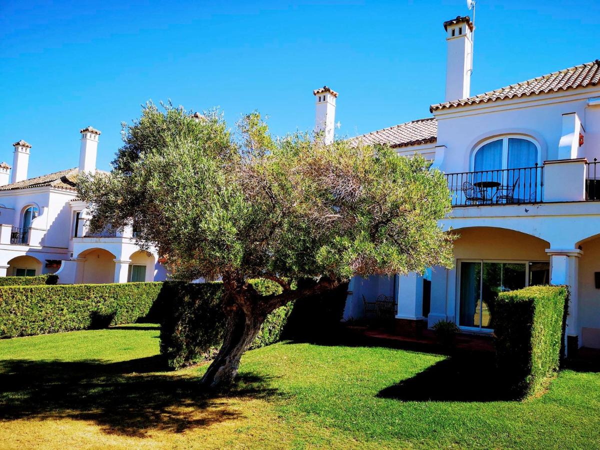 FAIRWAY GARDENS photo 5