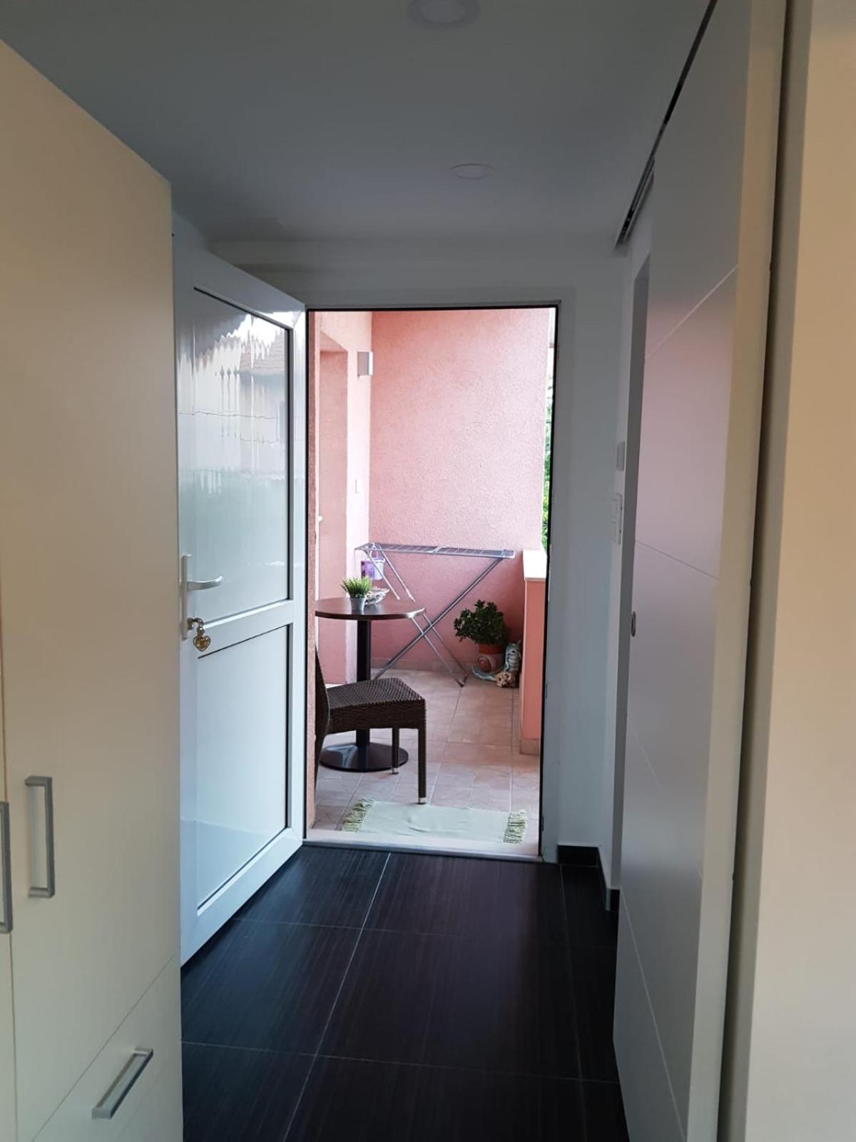 Apartman Elana view 3