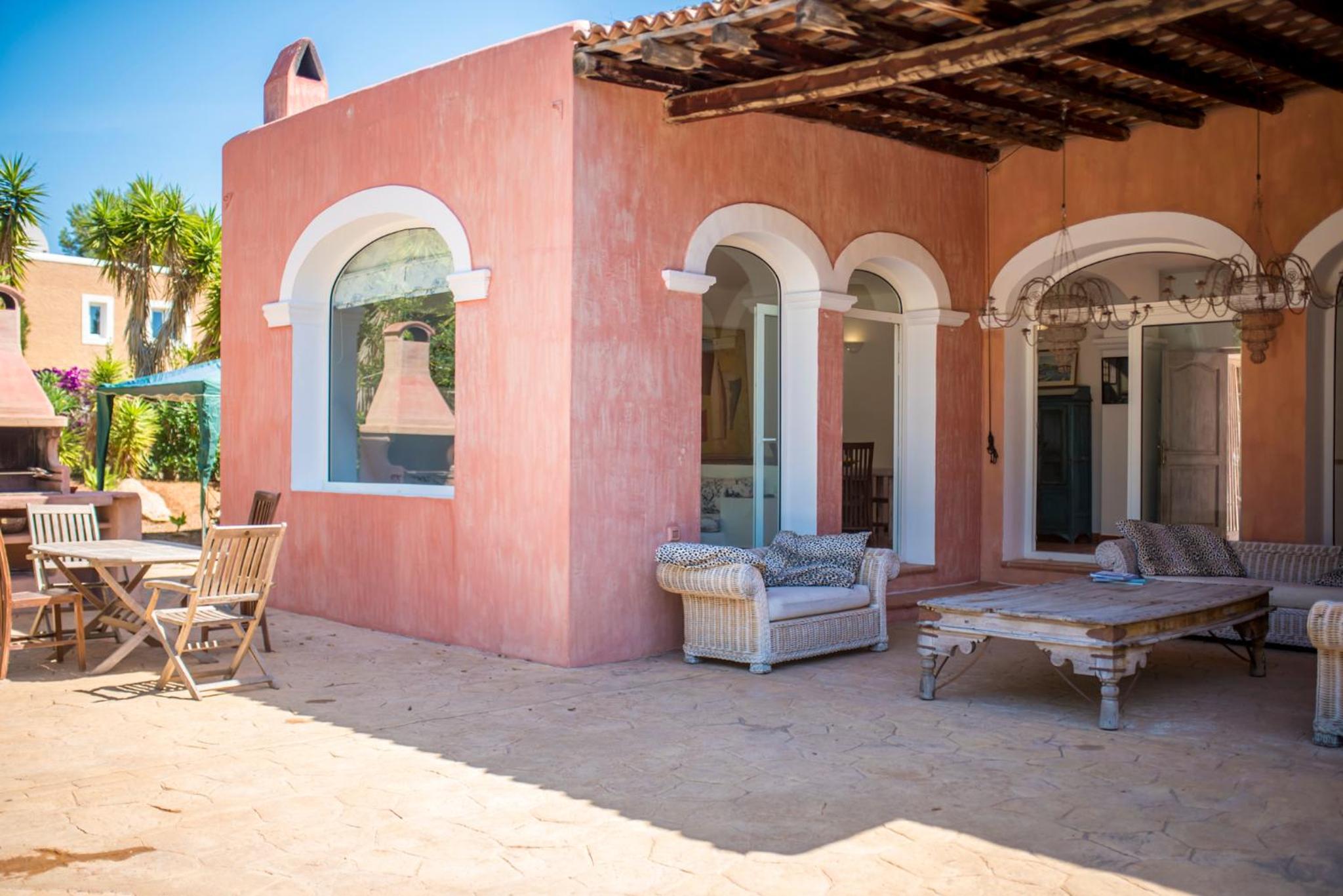 Exclusive Villa in Porroig photo 4