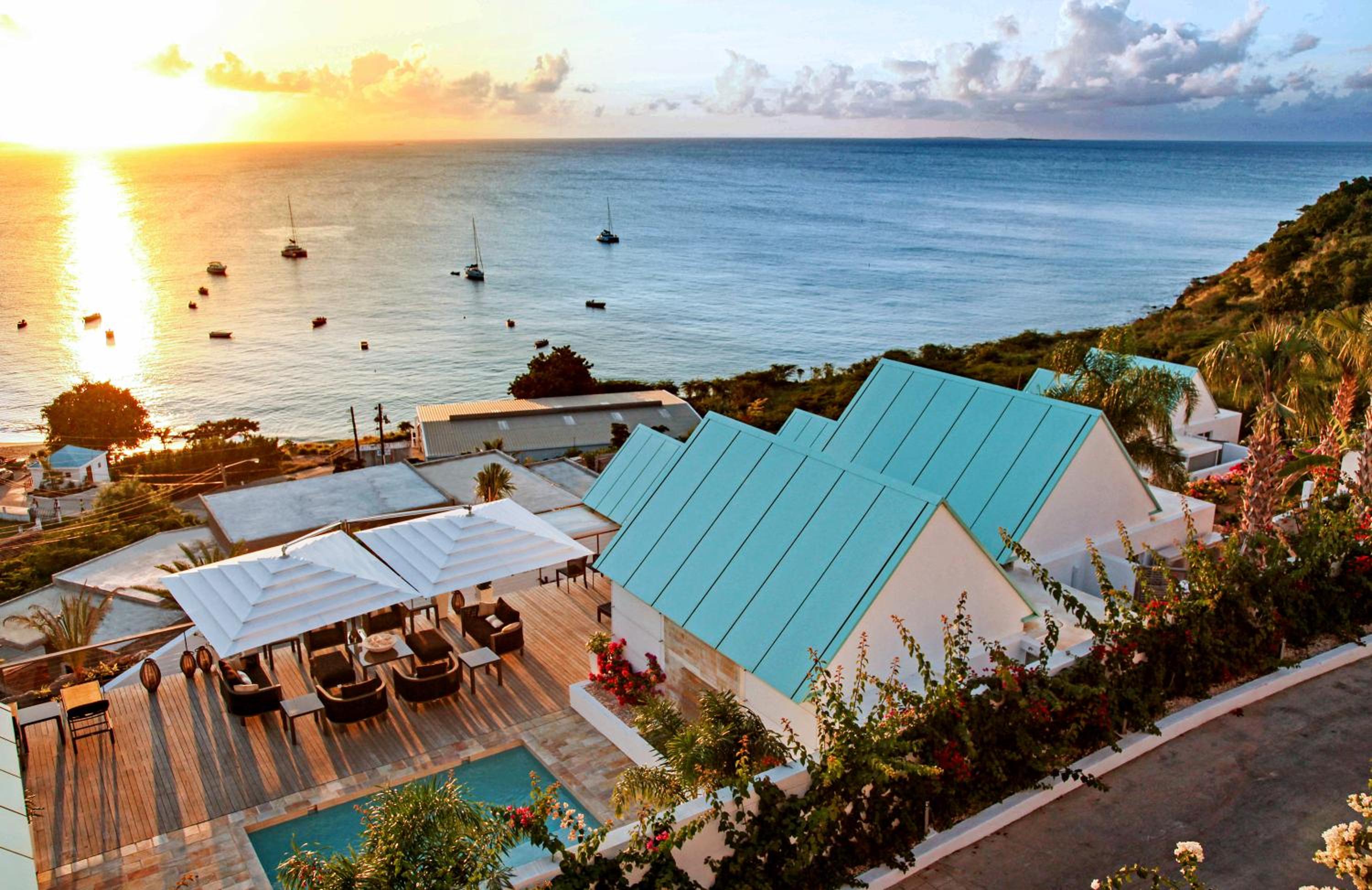 CeBlue Villas