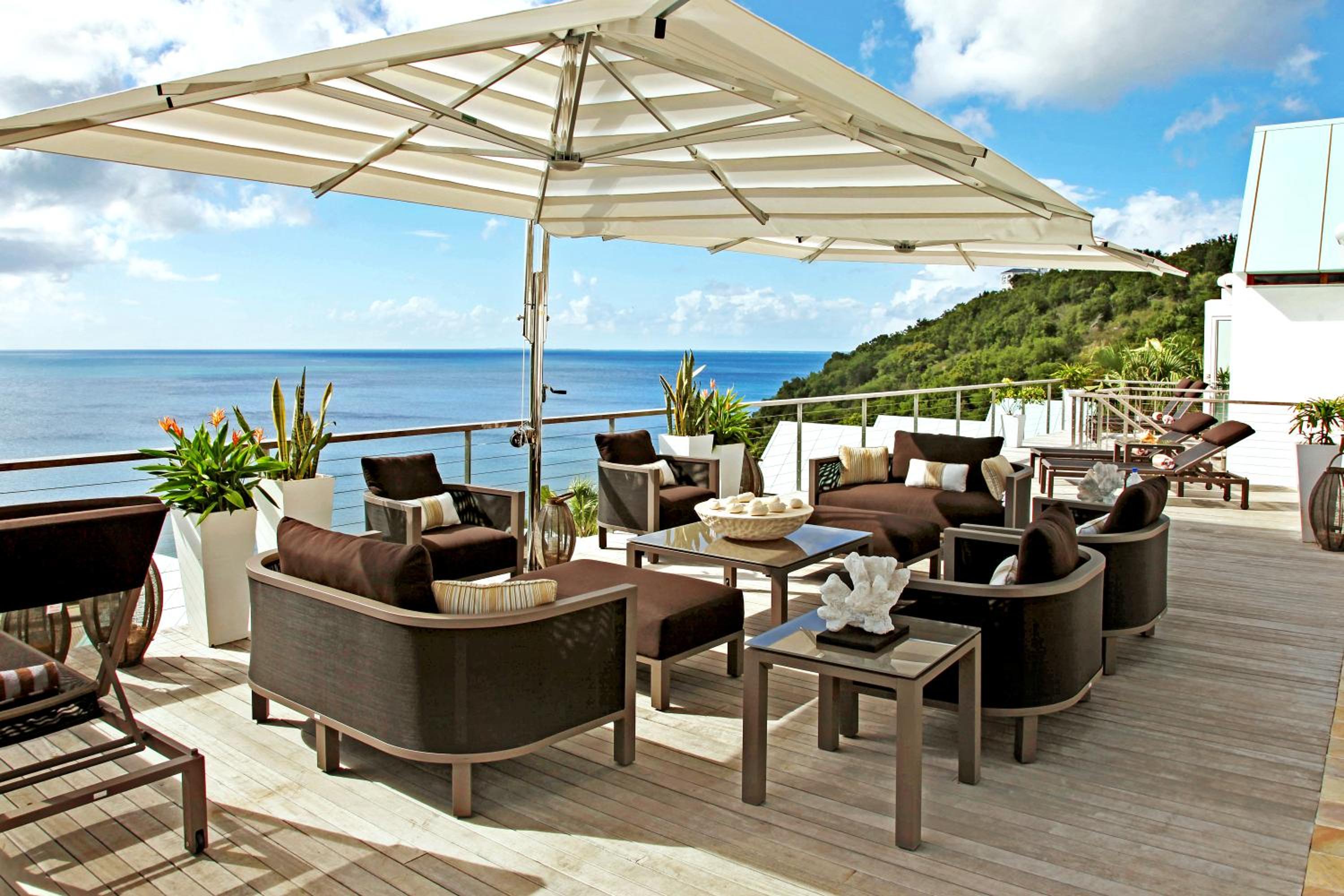 CeBlue Villas