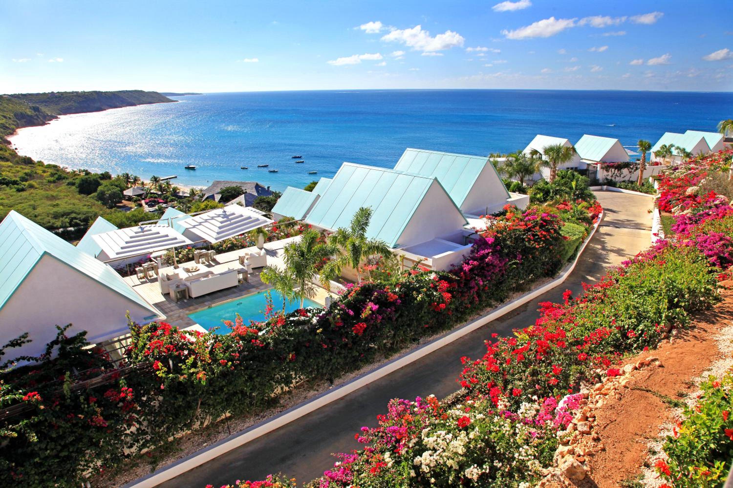 CeBlue Villas