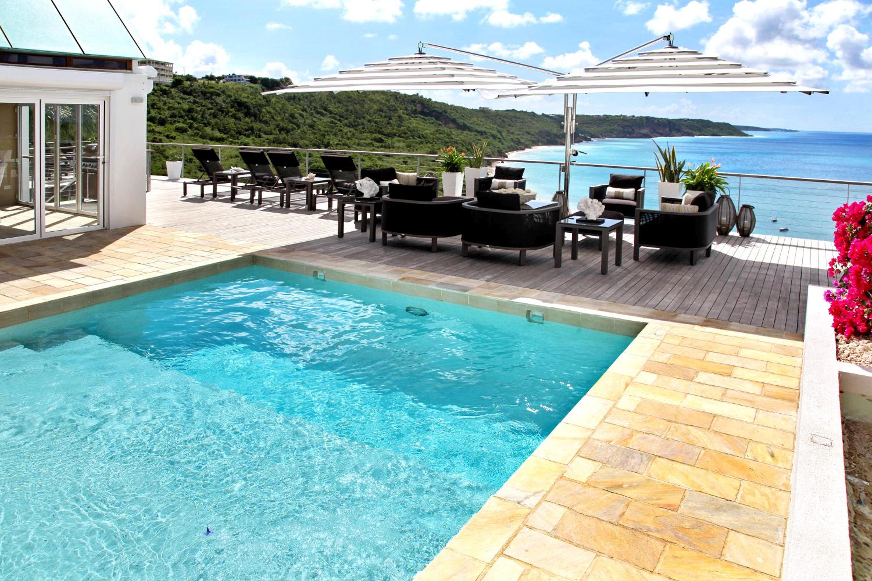 CeBlue Villas