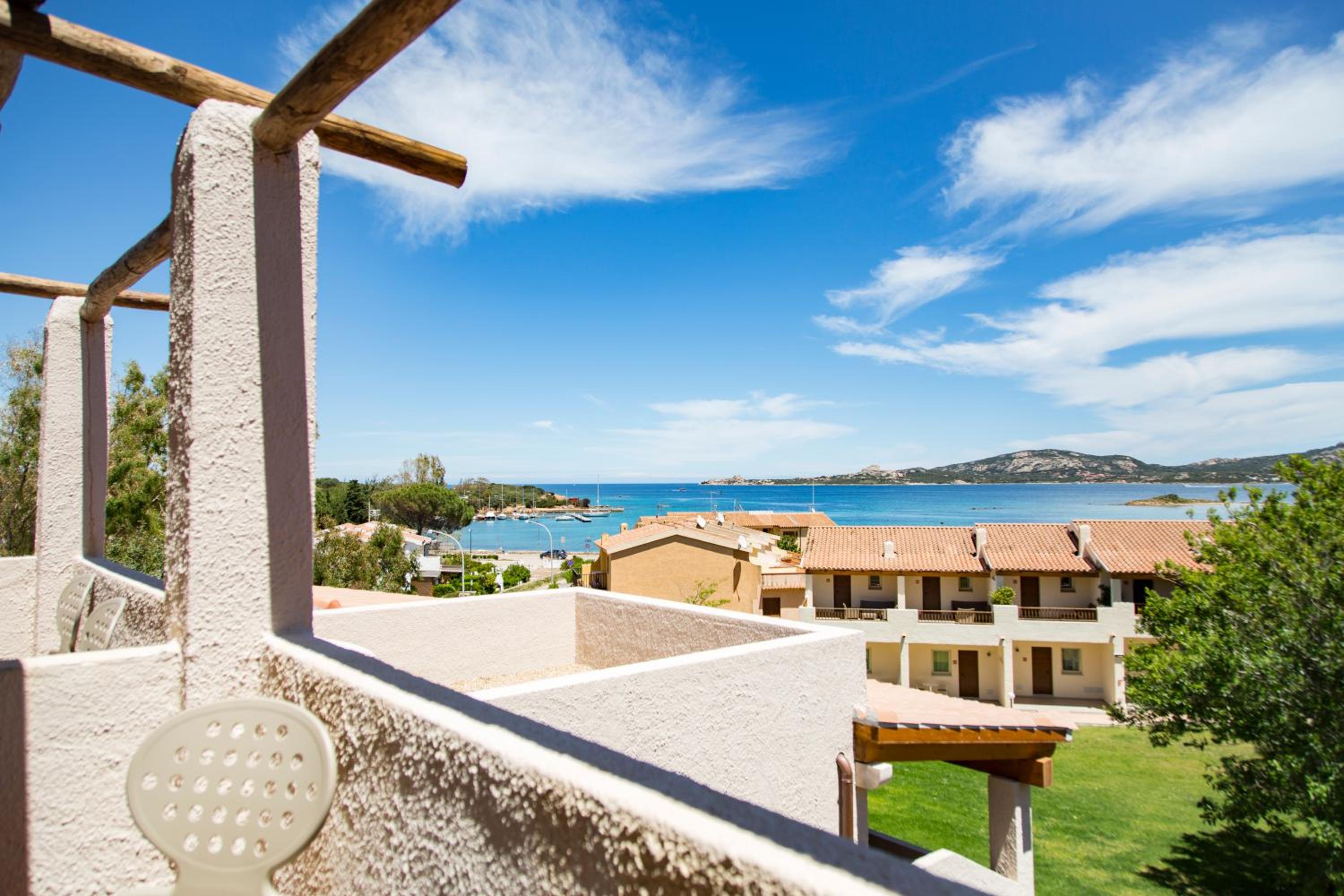 Blu Hotel Laconia Village