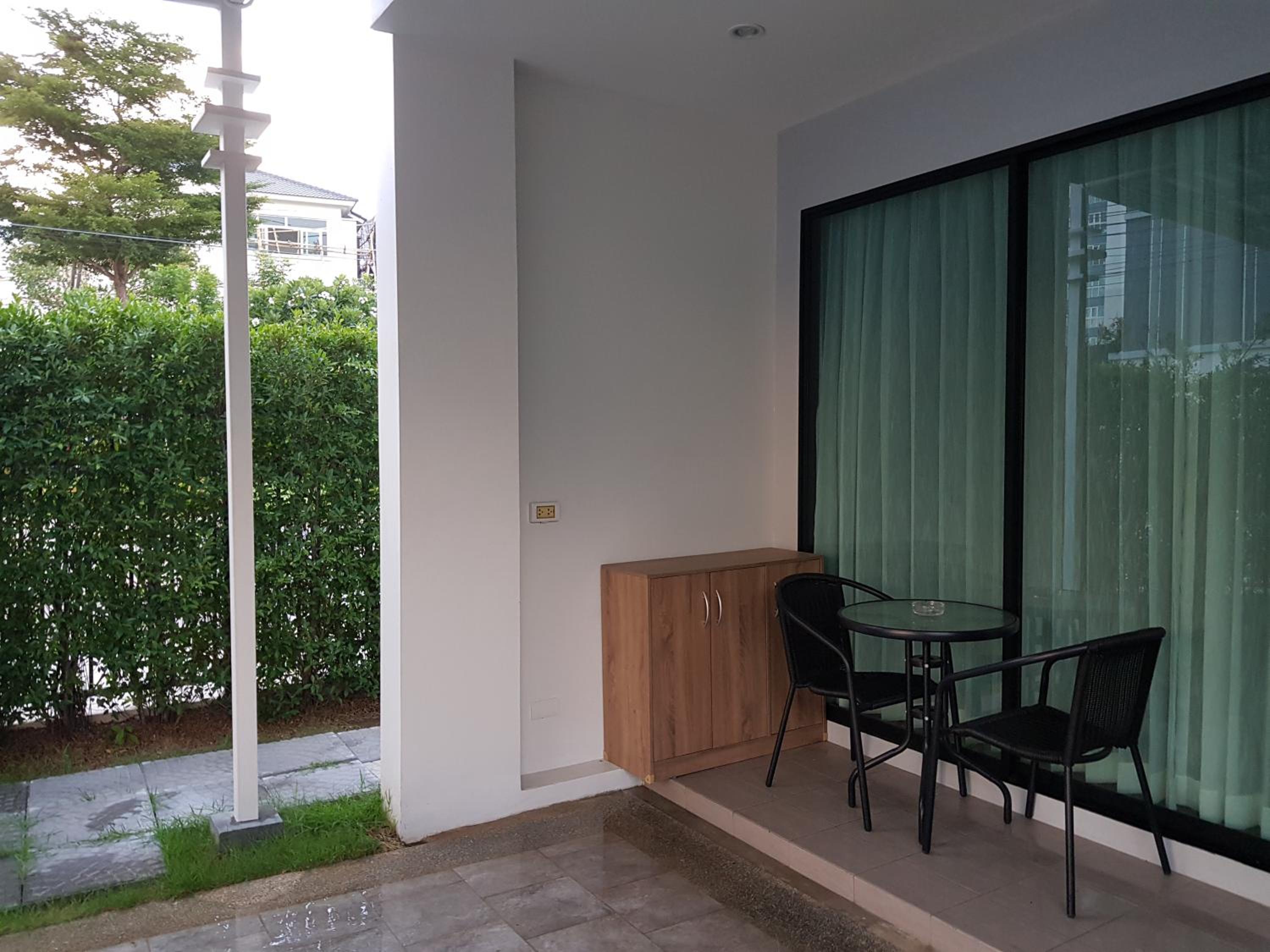 Townhouse 5 mins from Central Airport plaza changmai view 4