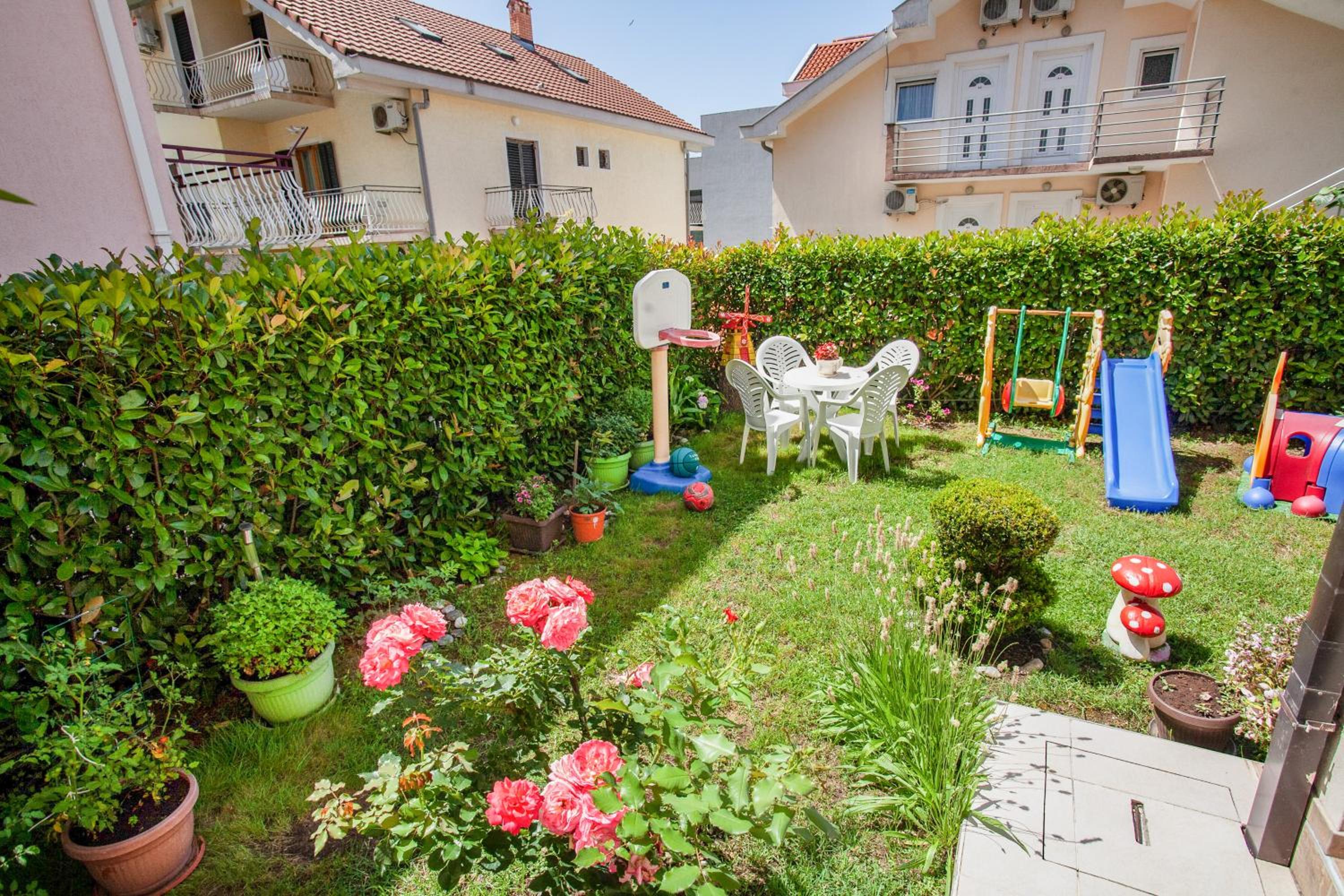 Apartments Kosta