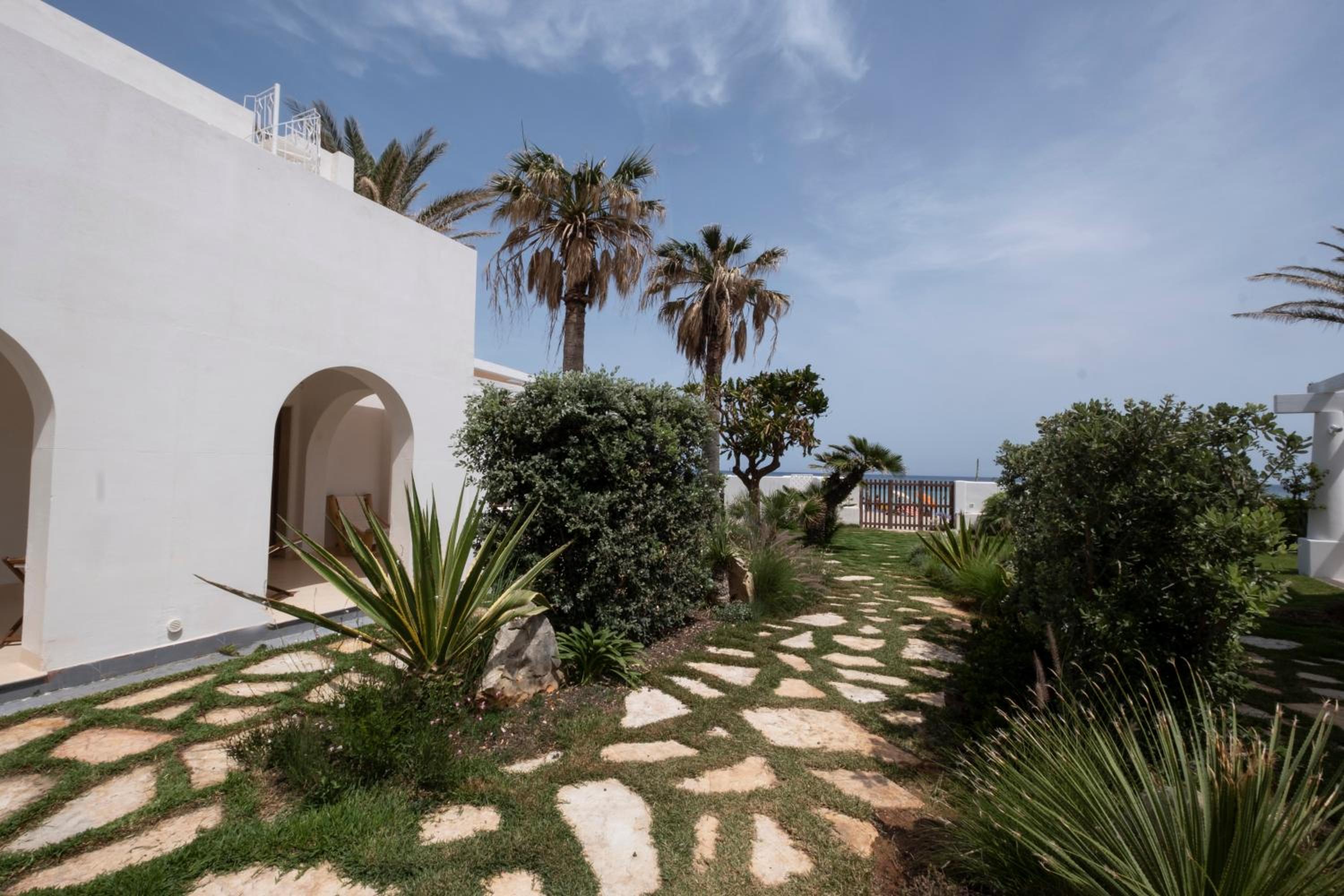 Villa Acquamarina sul mare view 3