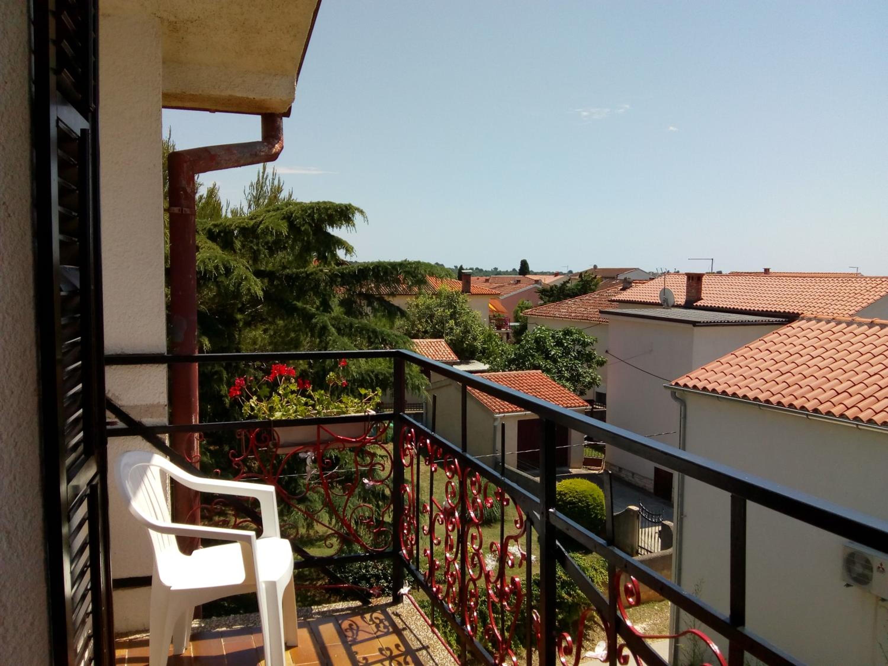 Apartments Dora
