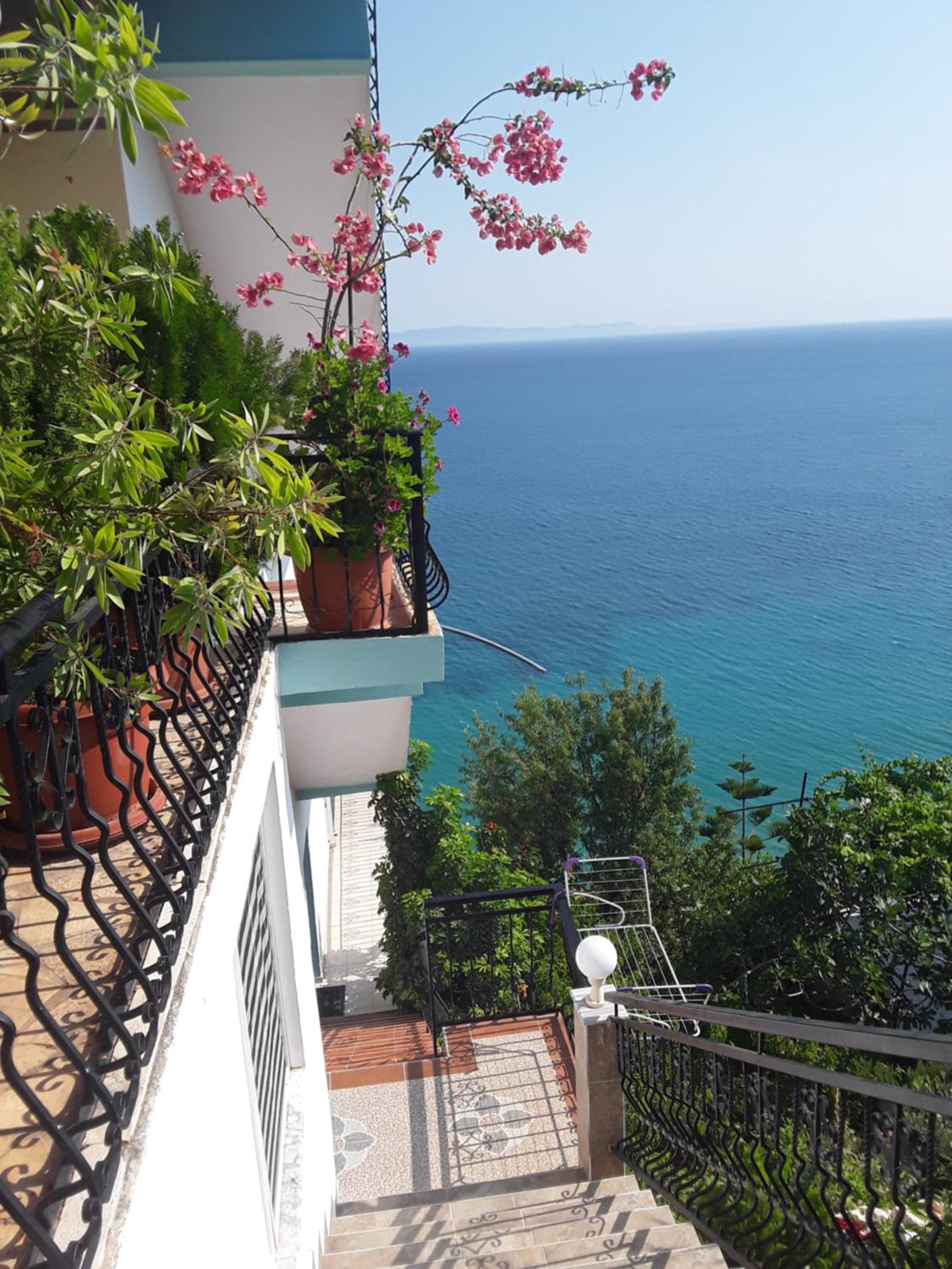Odhisea Hotel Restaurant