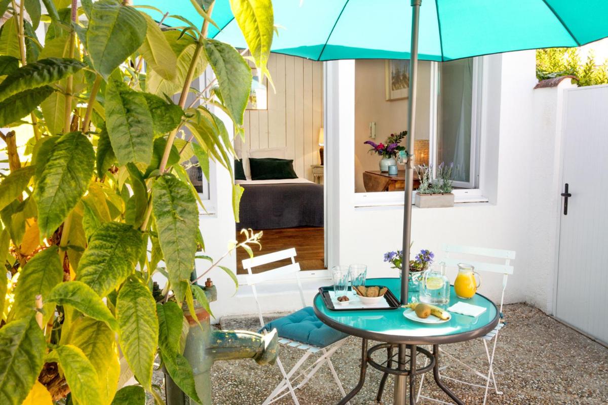 La Rochelle Vacations - La Venelle de Jericho - Property Image 1