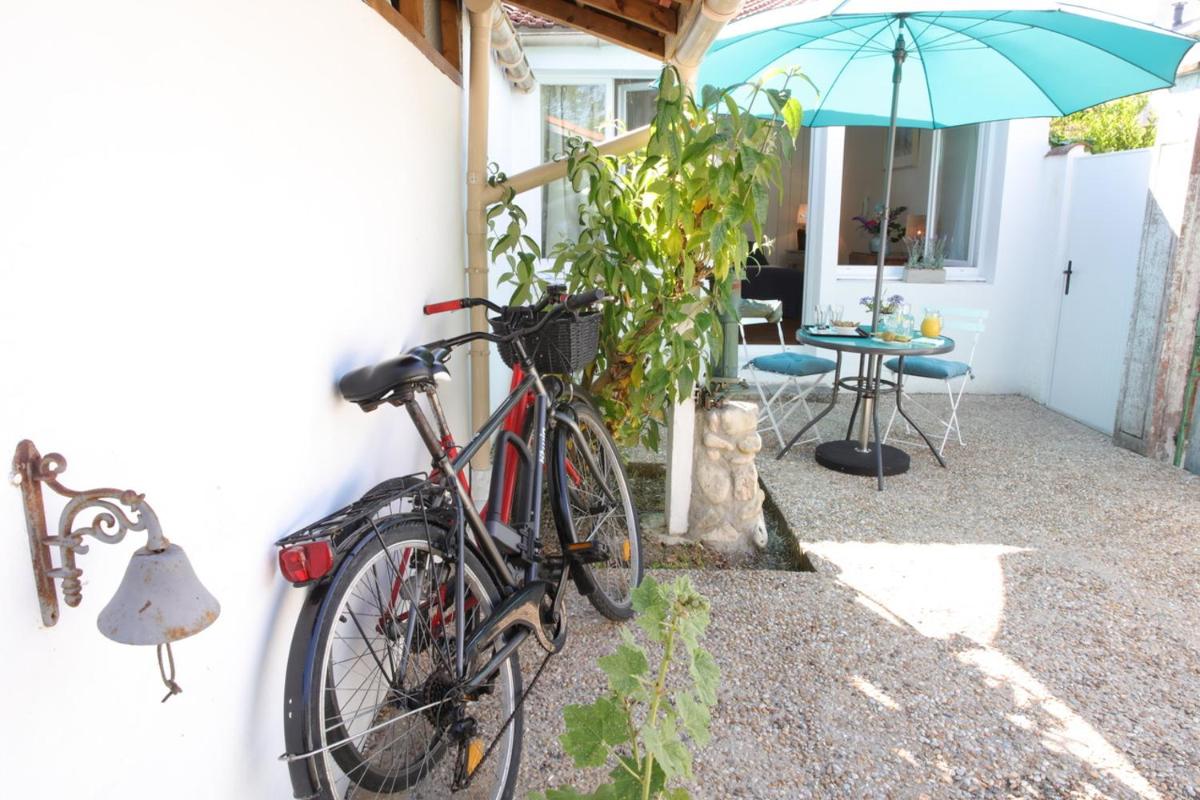 La Rochelle Vacations - La Venelle de Jericho - Property Image 8