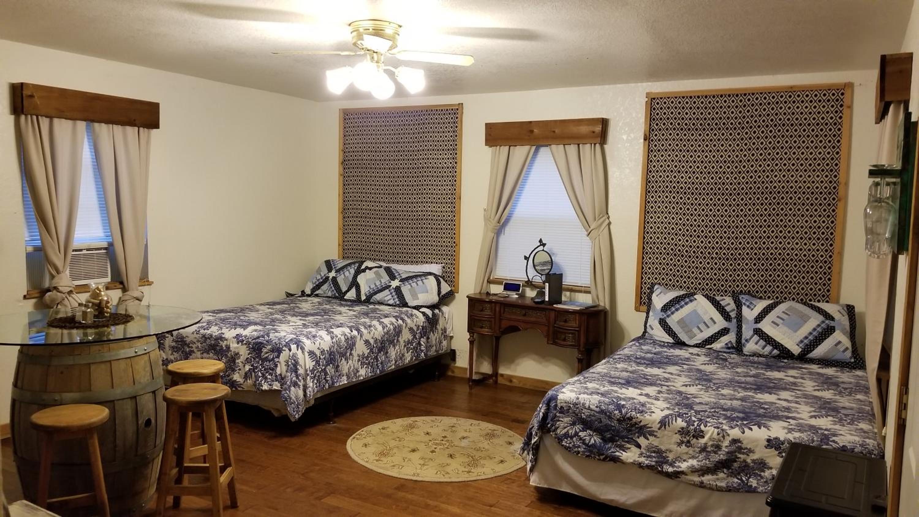 Almond Cabin view 3