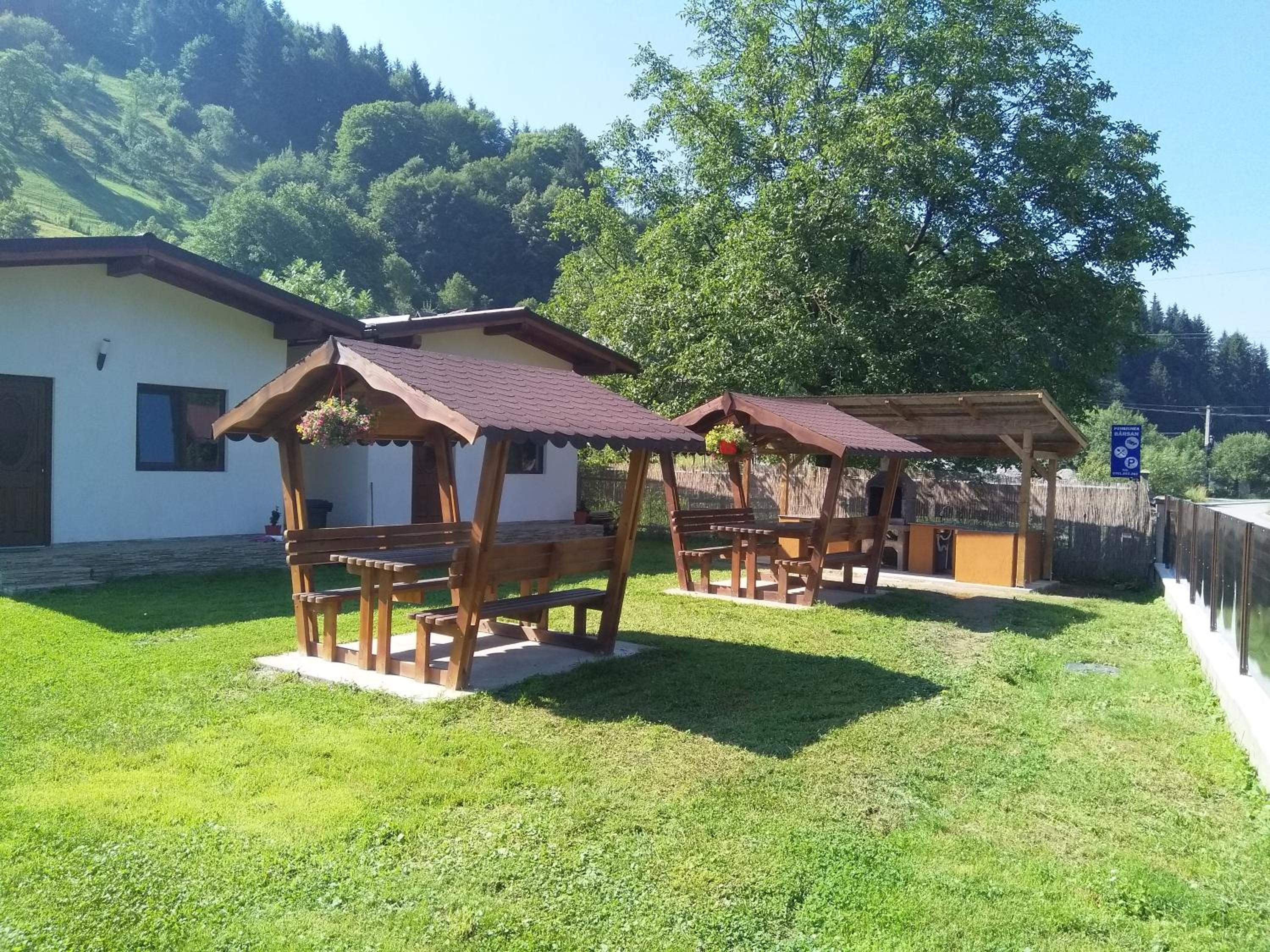 Casutele Andreica view 3