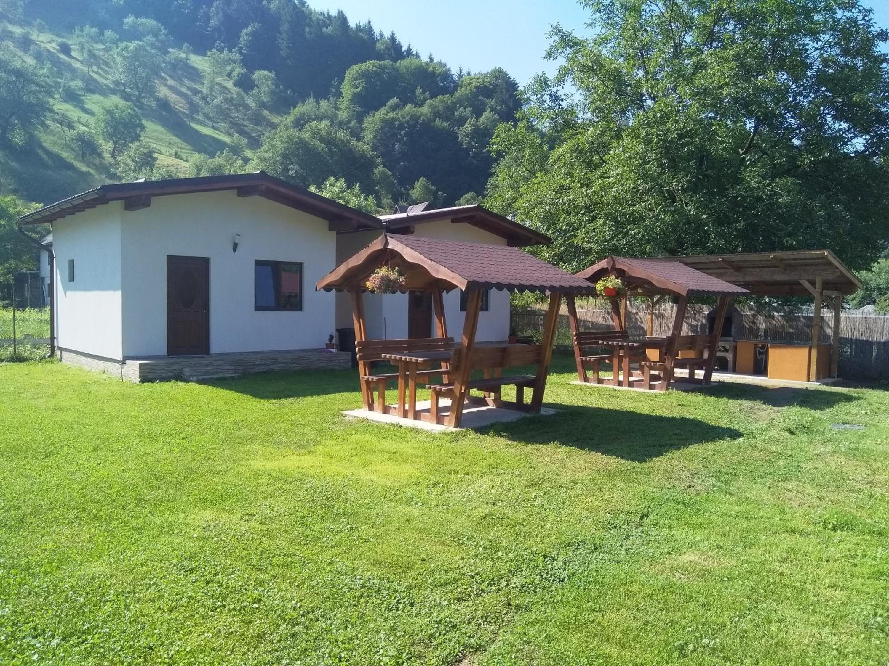 Casutele Andreica view 4