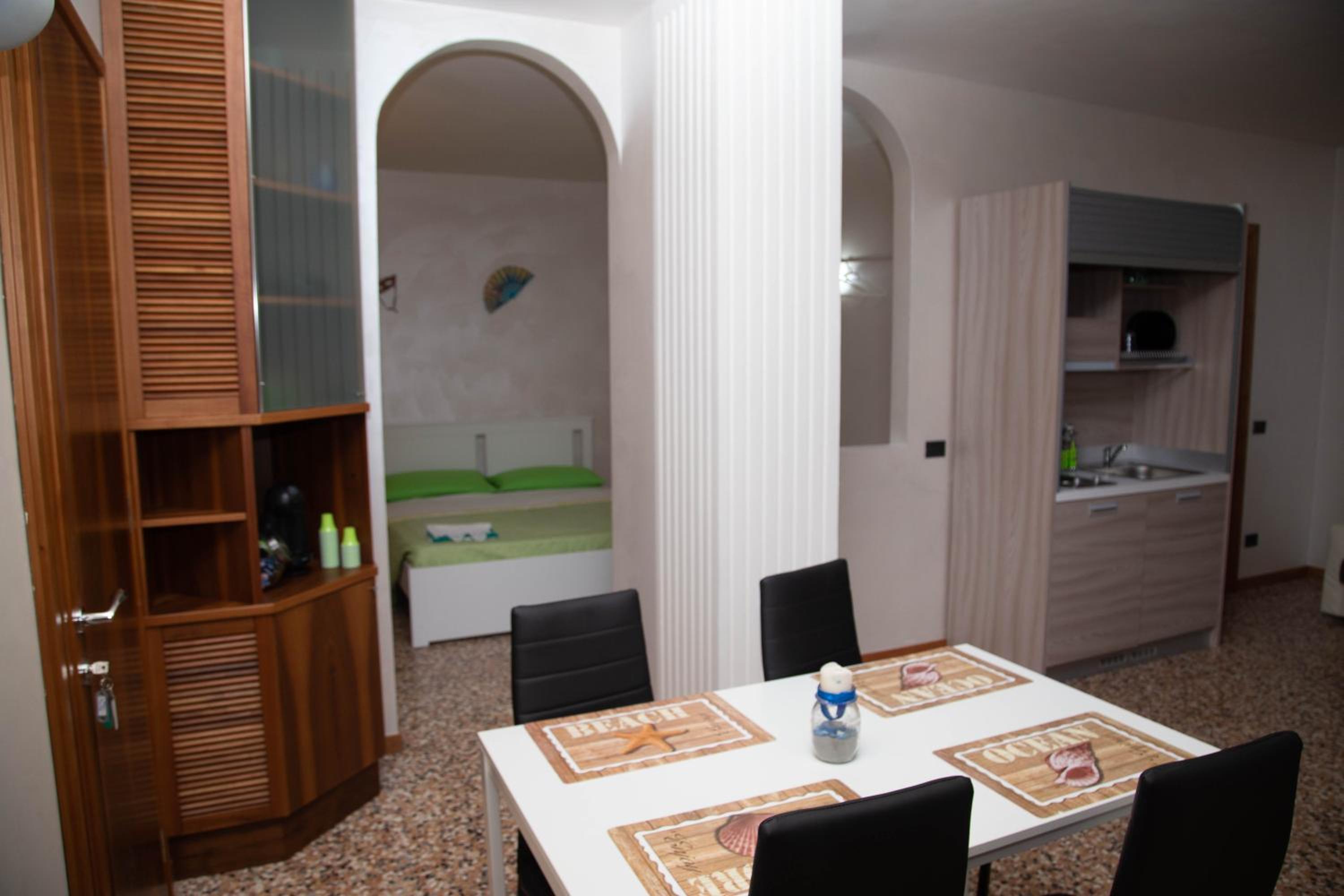 Green Apartment photo 2