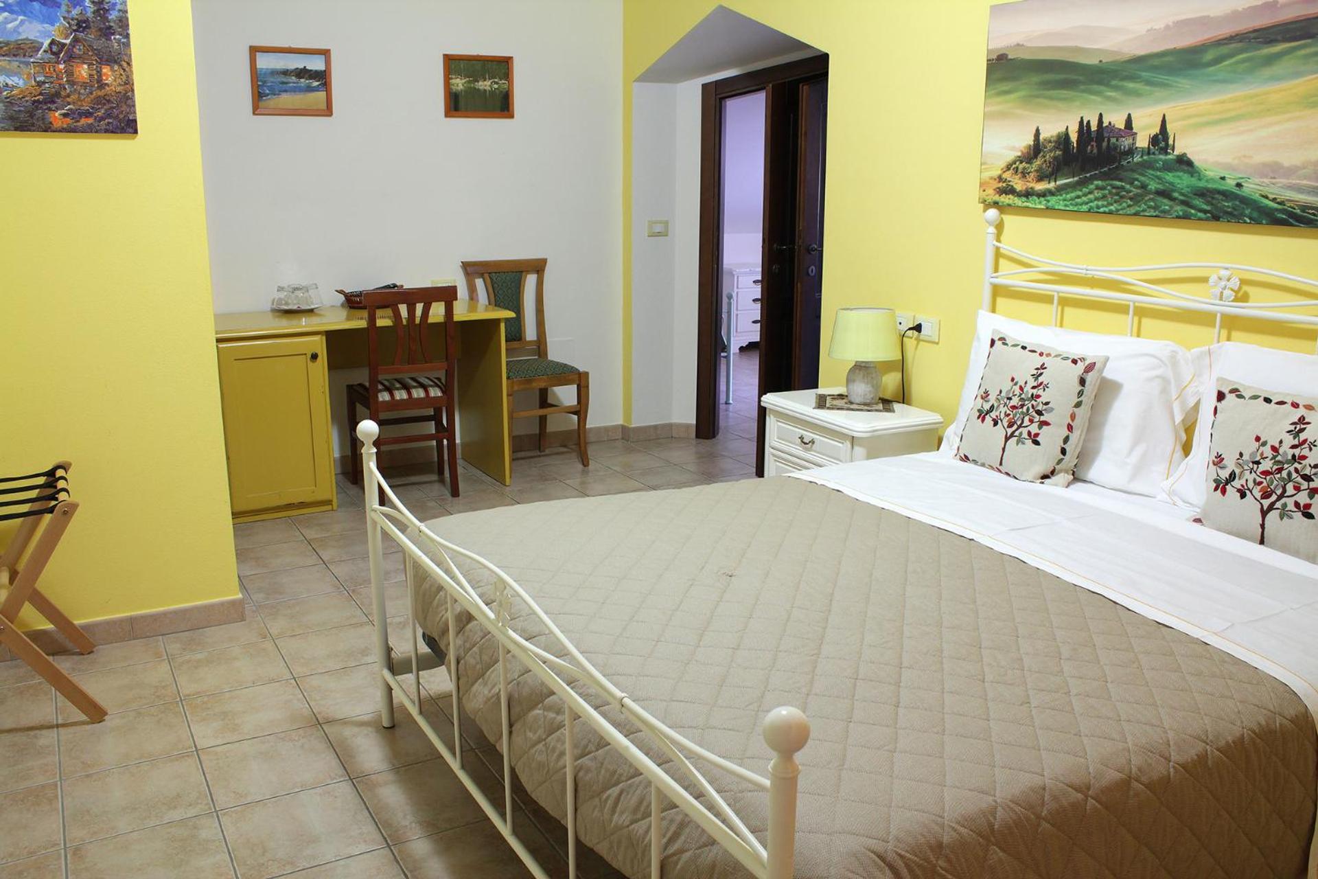 Photo 42